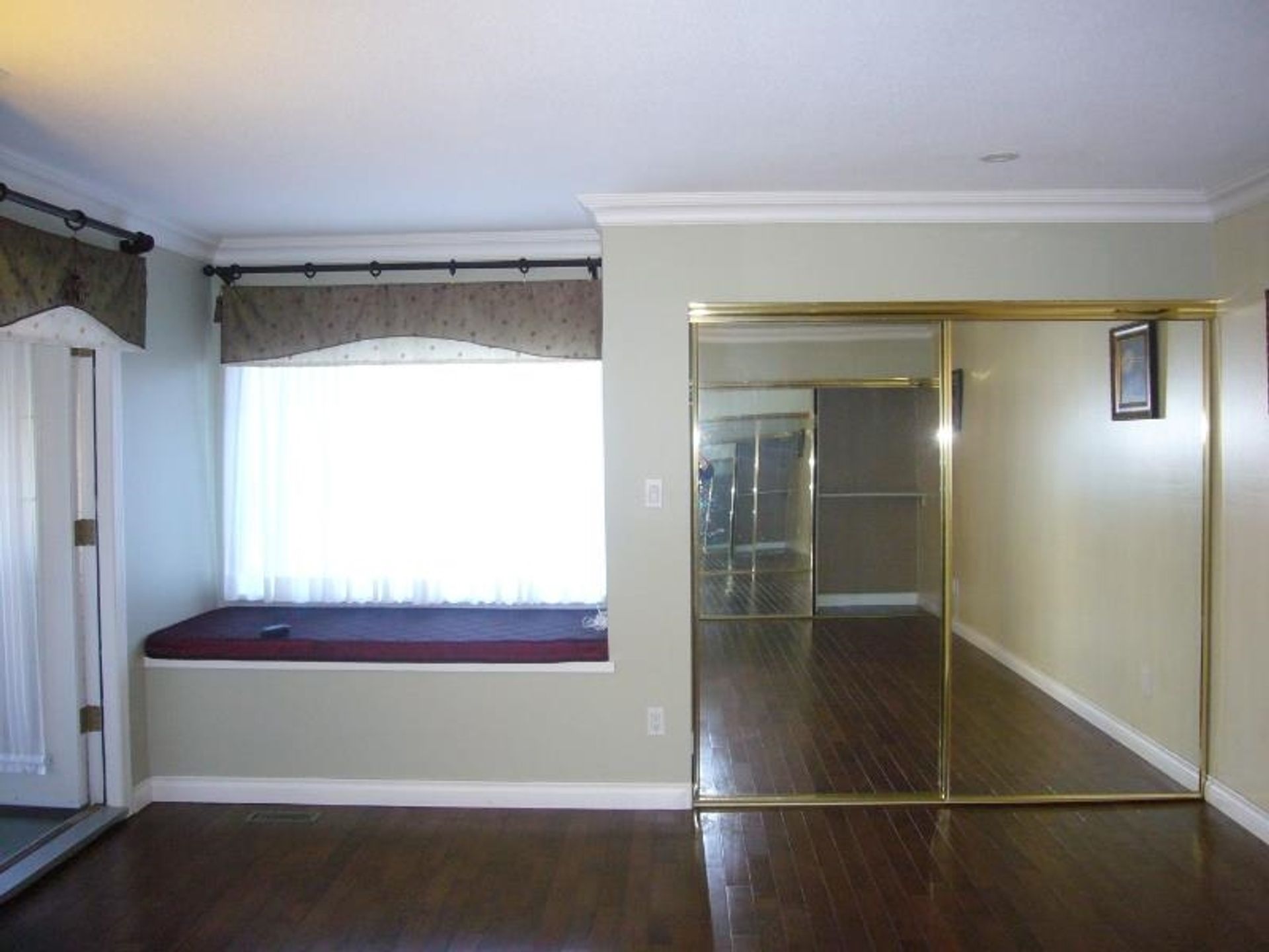 272 Waterleigh Drive, Marpole, Vancouver West 3