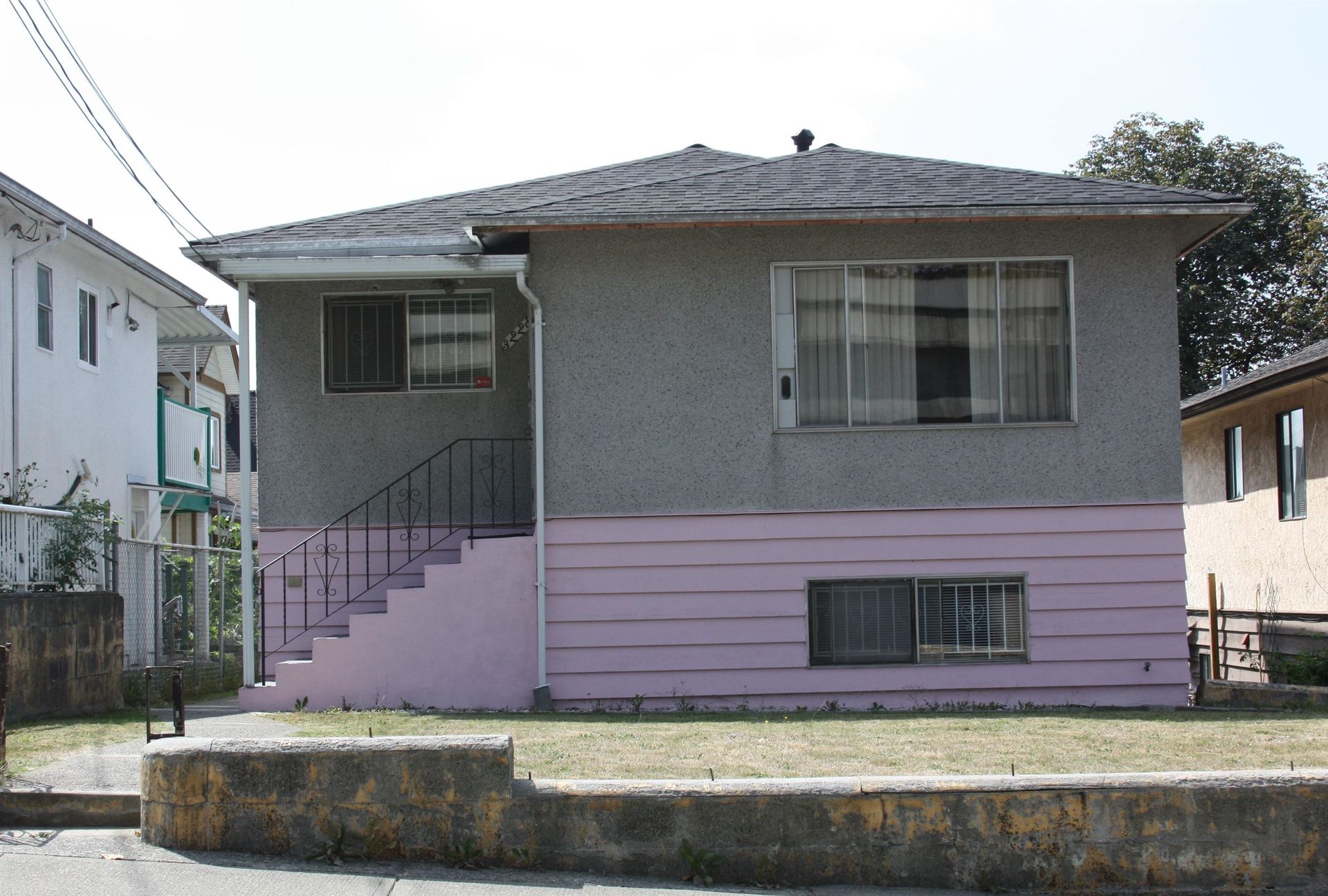 3228 Vanness Avenue, Collingwood VE, Vancouver East photo number 2 3228 Vanness Avenue, Collingwood VE, Vancouver East photo number 2