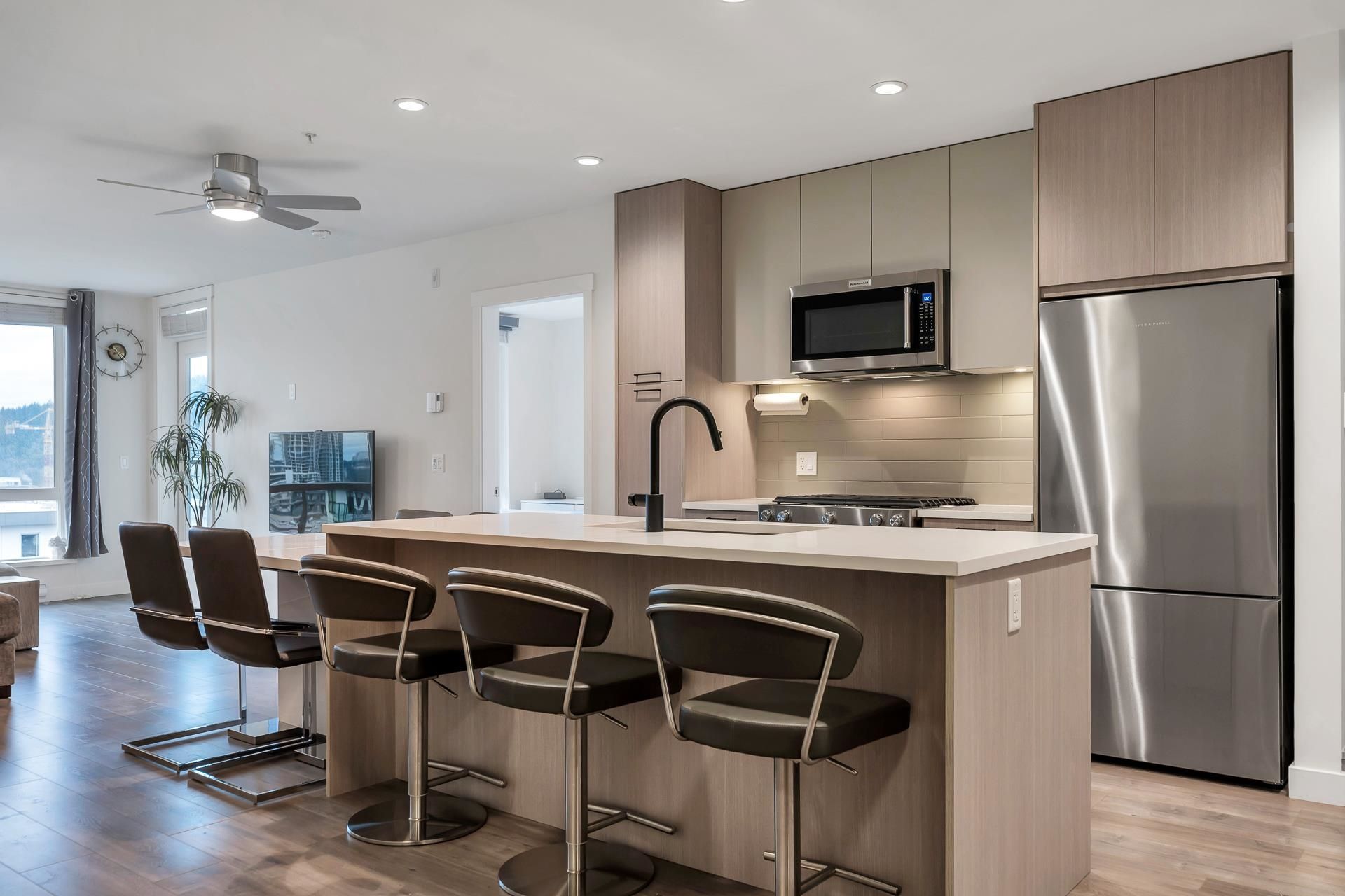 611 - 707 Como Lake Avenue4