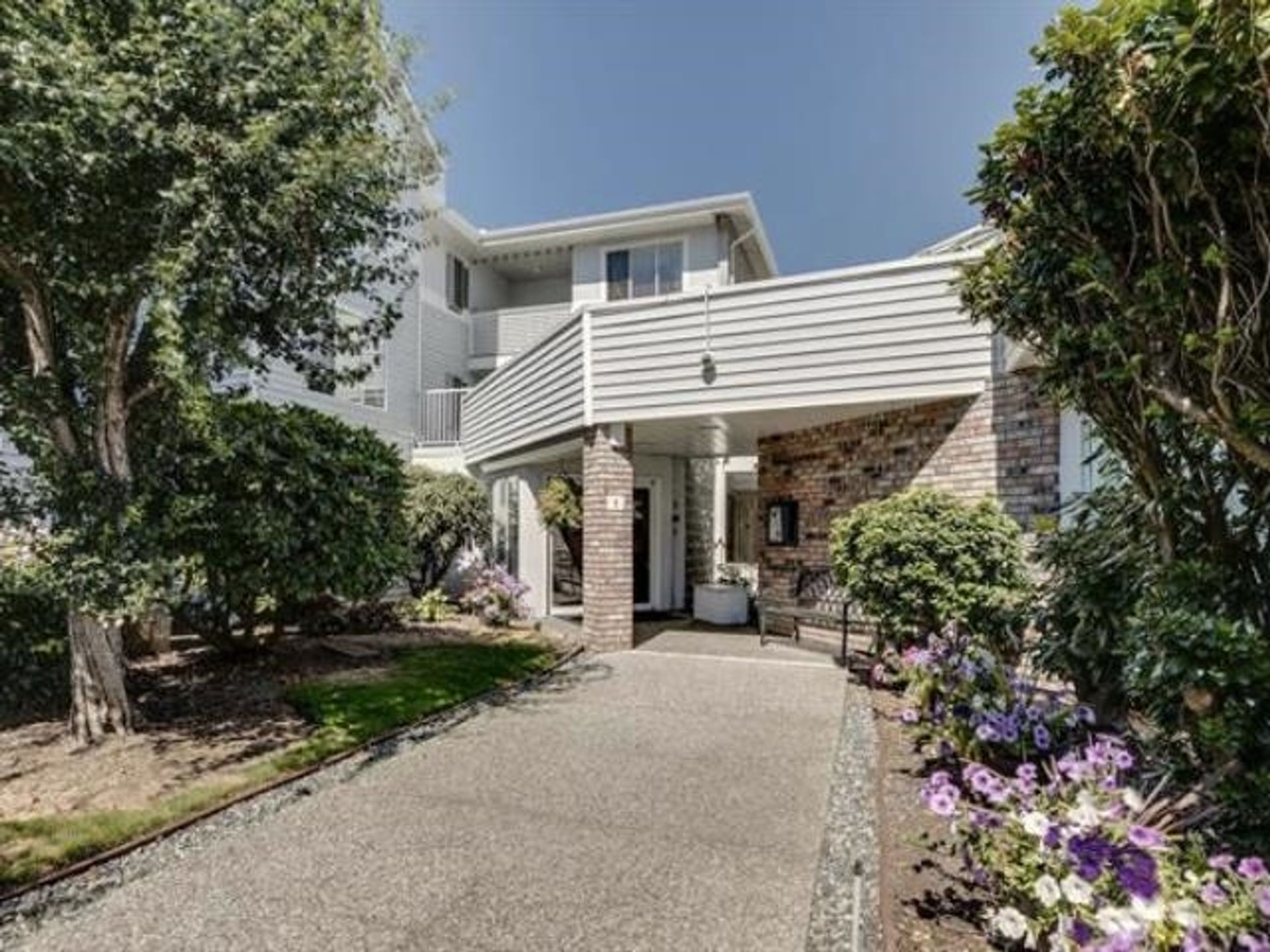 307 - 32823 Landeau Place, Central Abbotsford, Abbotsford photo number 2 307 - 32823 Landeau Place, Central Abbotsford, Abbotsford photo number 2