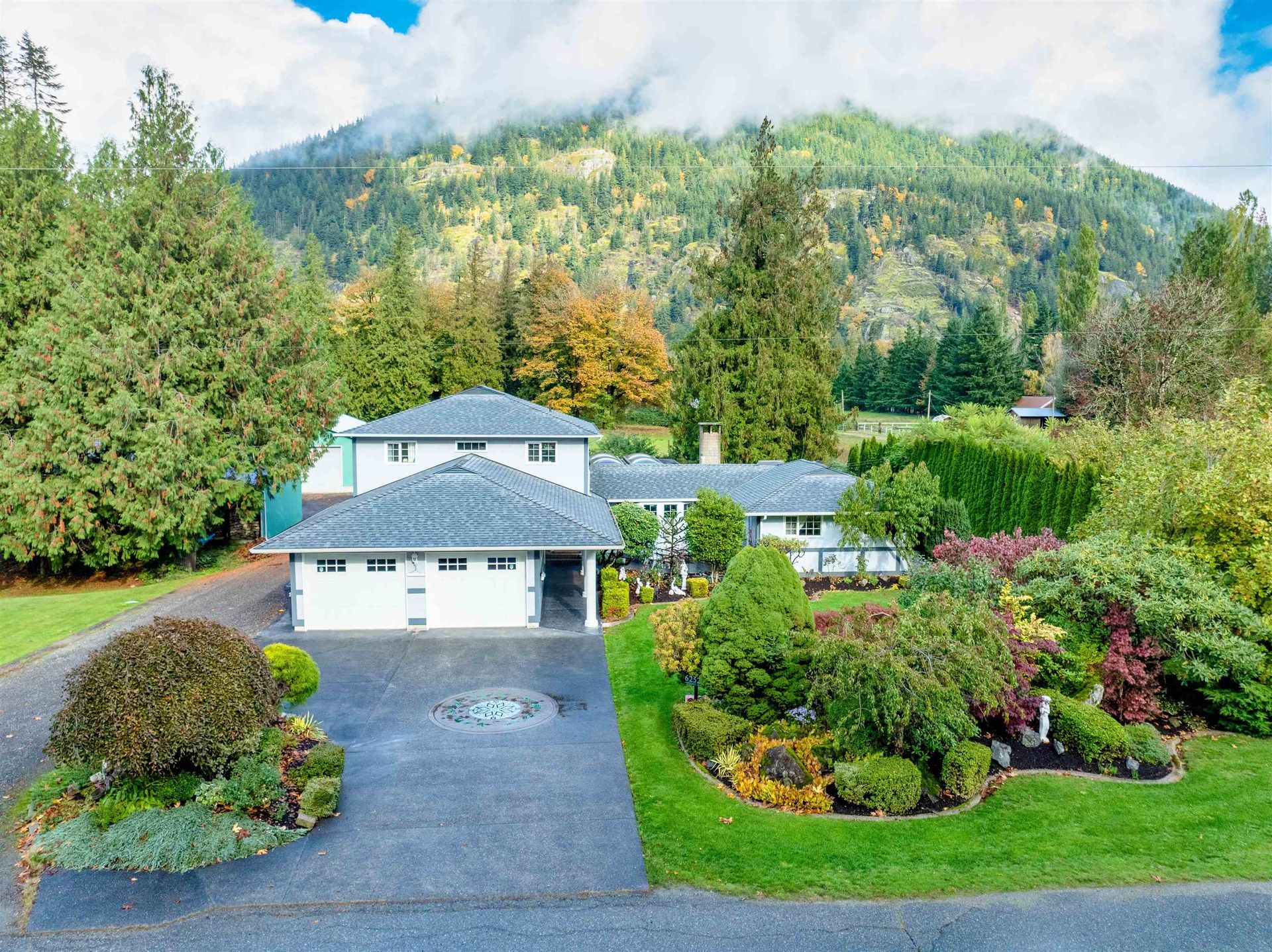 62525 Airport Road, Hope, Hope & Area photo number 2