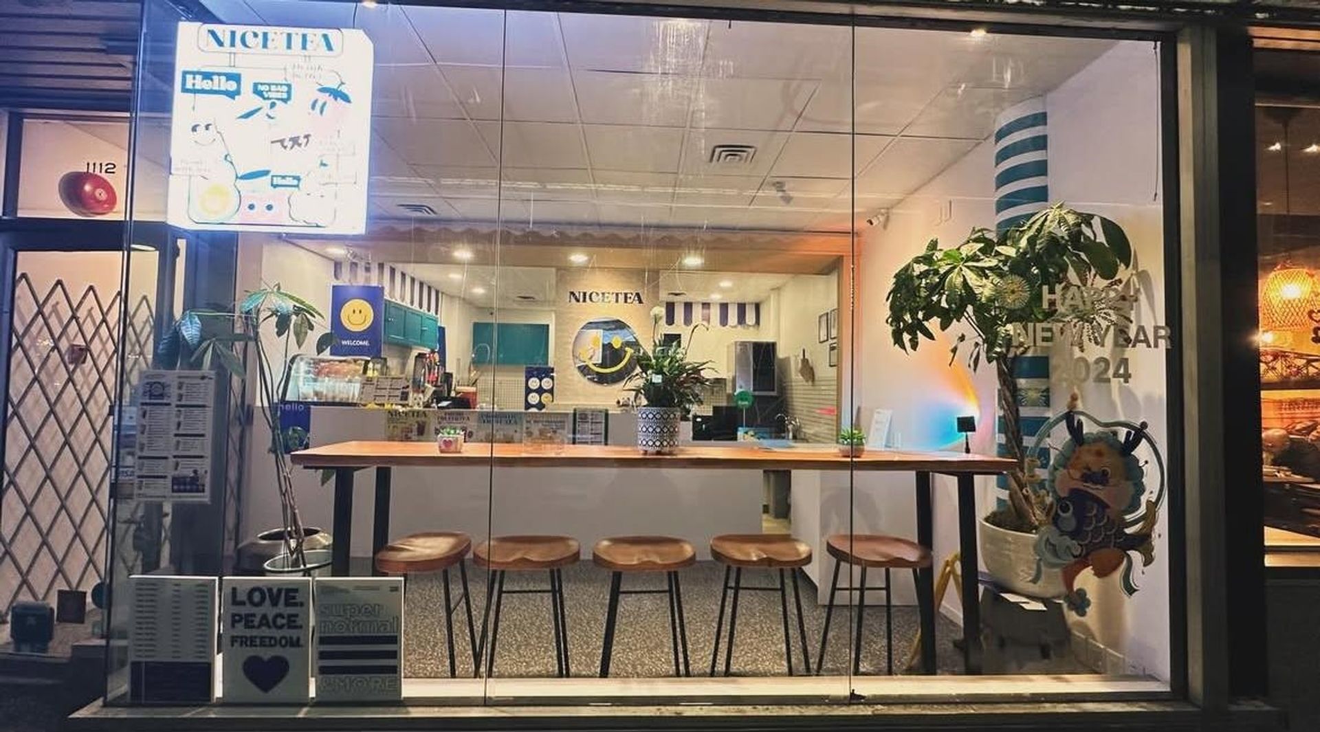 Photo 1 at 1112 Denman Street, West End VW, Vancouver West Photo 1 at 1112 Denman Street, West End VW, Vancouver West