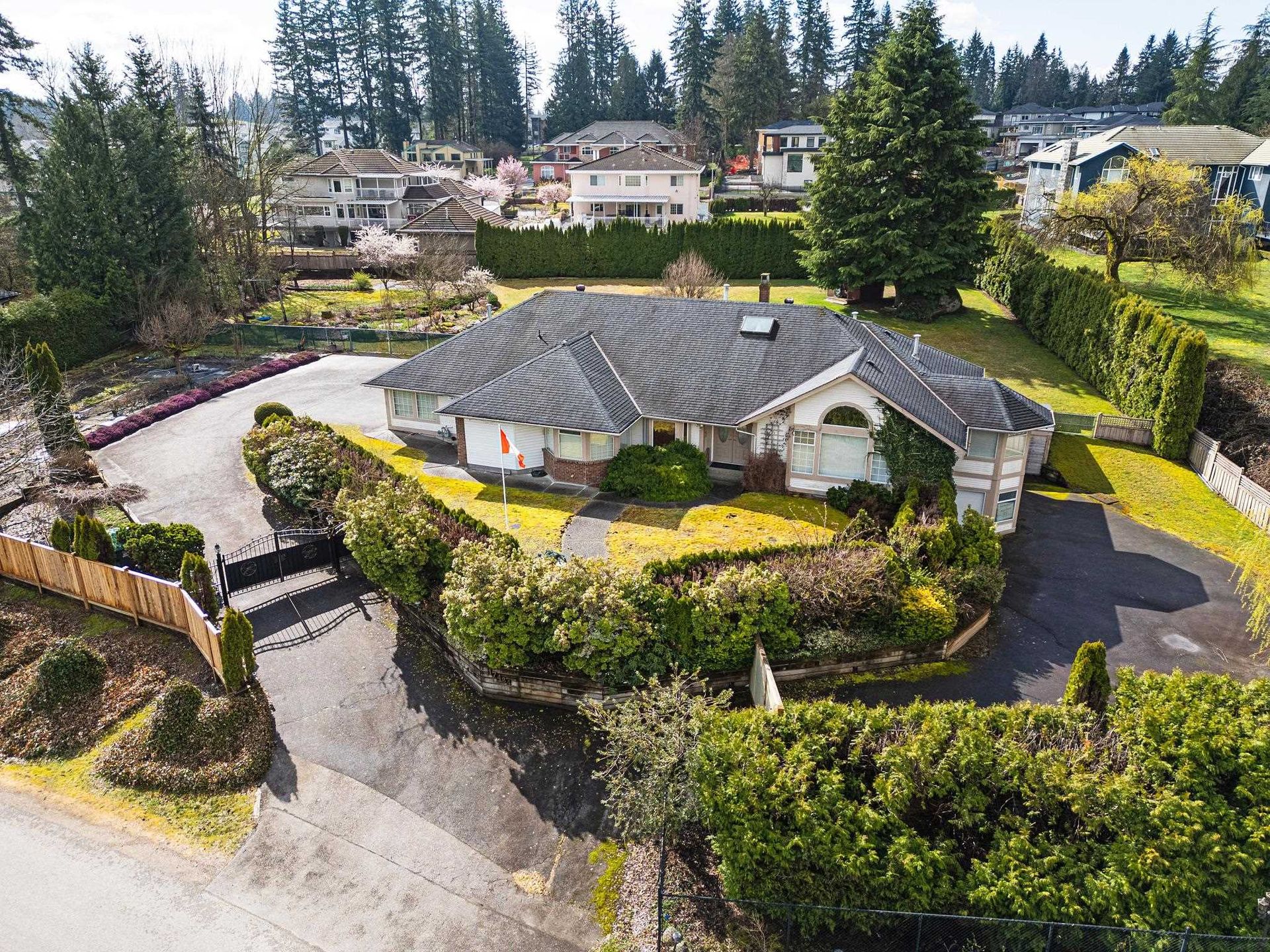 Photo 3 at 17484 Abbey Drive, Fraser Heights, North Surrey Photo 3 at 17484 Abbey Drive, Fraser Heights, North Surrey