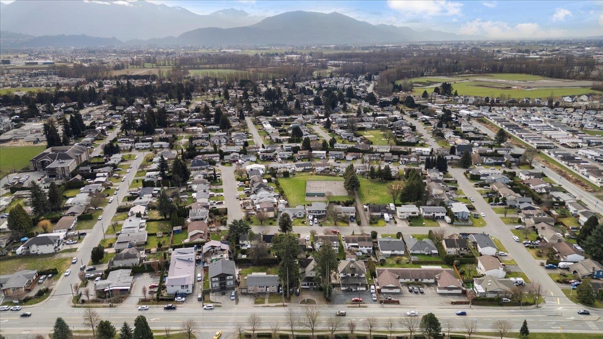 Photo 9 at 45360 Hodgins Avenue, Chilliwack Proper West, Chilliwack Photo 9 at 45360 Hodgins Avenue, Chilliwack Proper West, Chilliwack