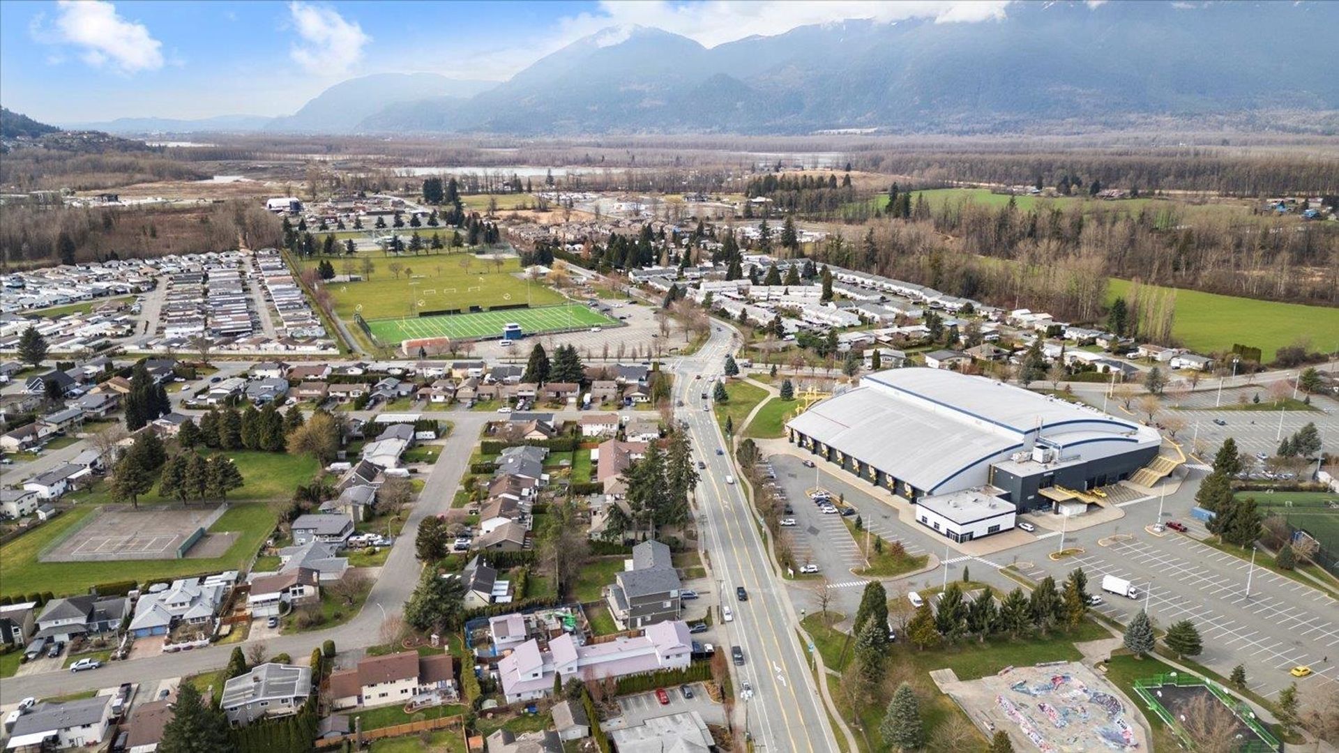 Photo 11 at 45360 Hodgins Avenue, Chilliwack Proper West, Chilliwack Photo 11 at 45360 Hodgins Avenue, Chilliwack Proper West, Chilliwack