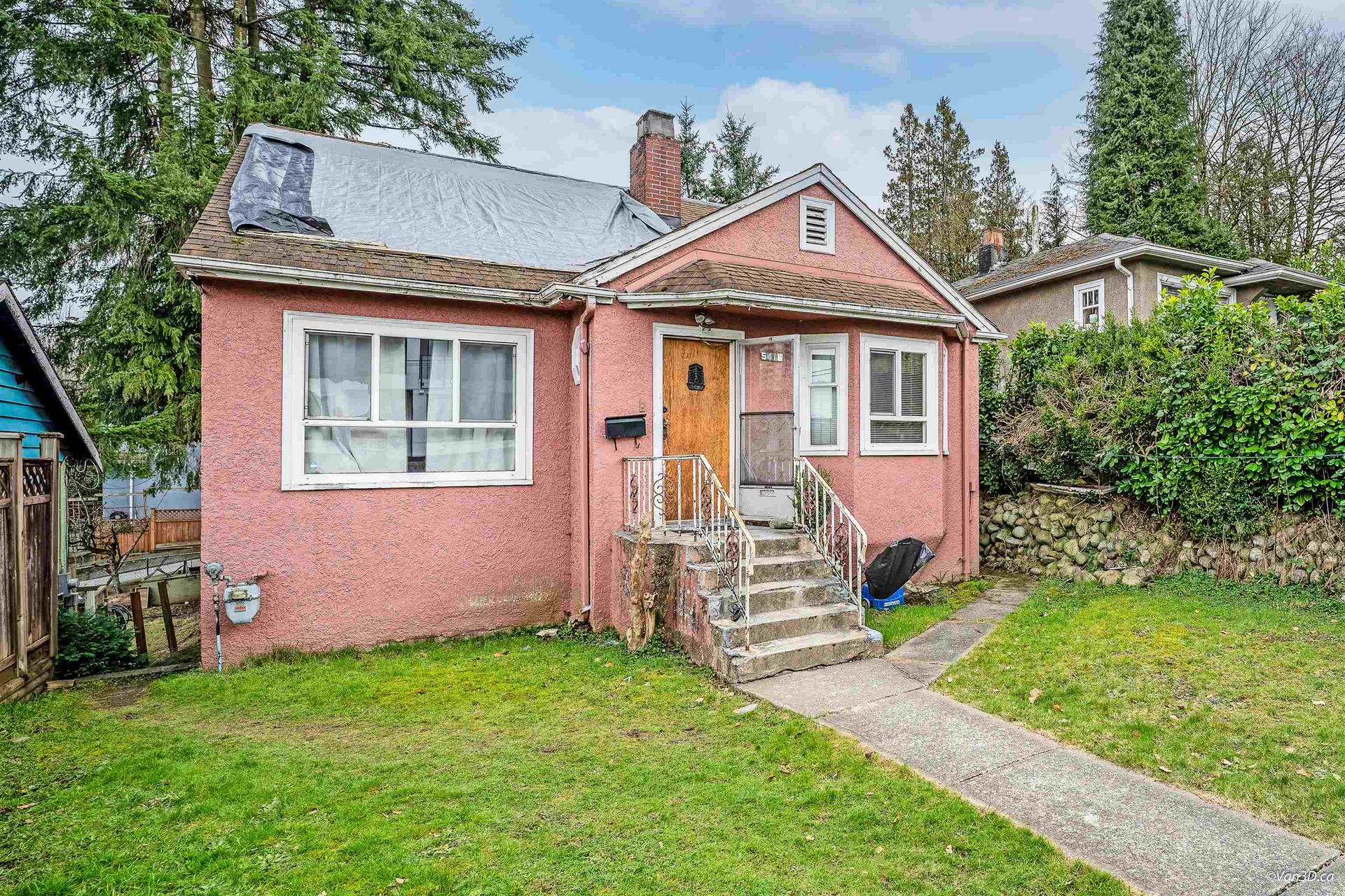 5416-joyce-street-collingwood-ve-vancouver-east-02.jpg