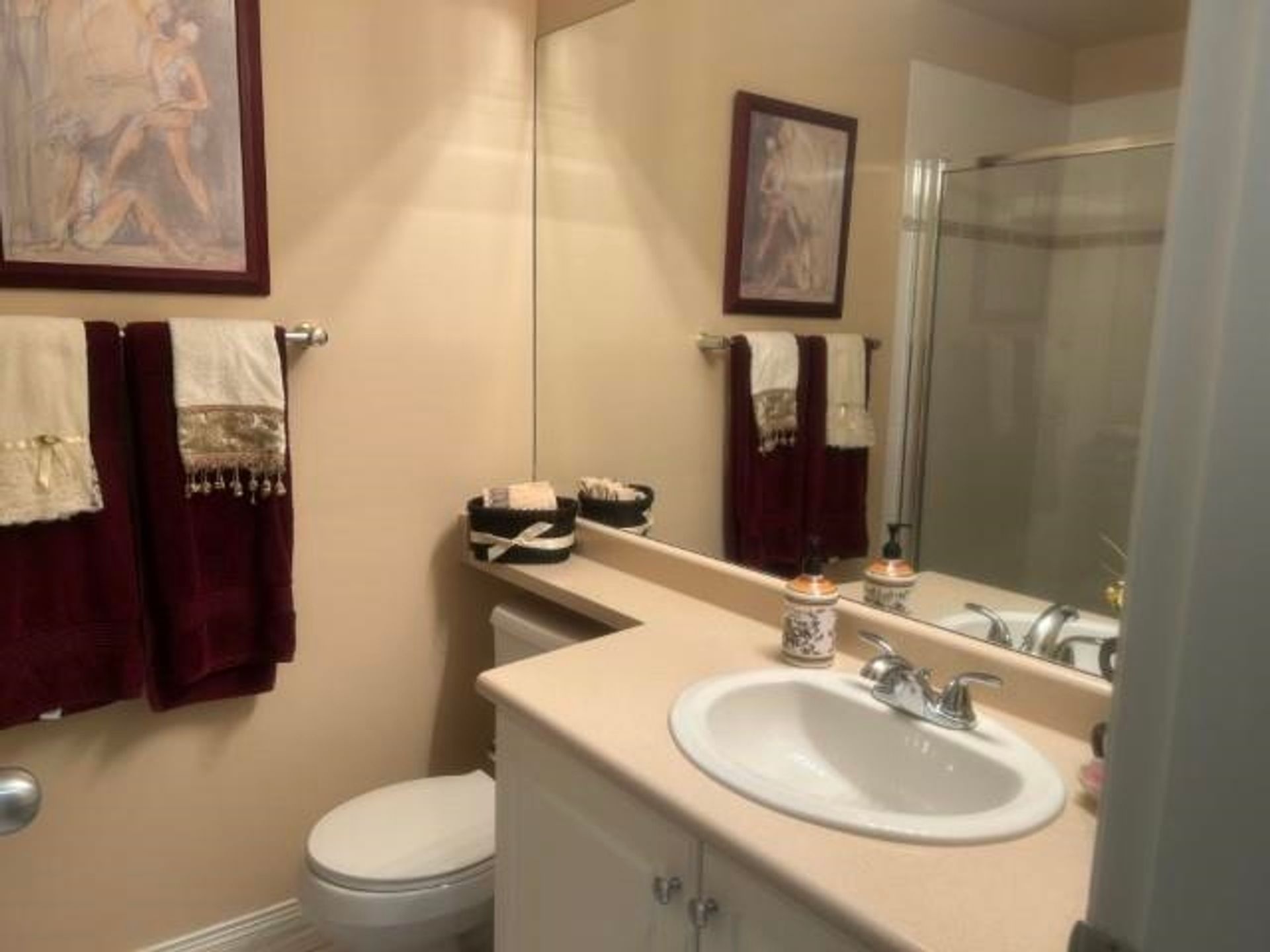 208 - 5280 Oakmount Crescent1