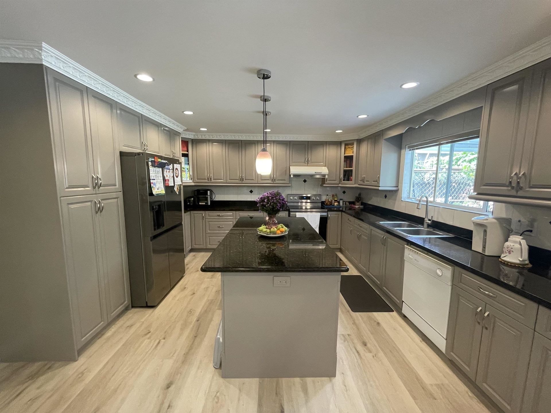 6169 Lochdale Street, Parkcrest, Burnaby North  by Jordan Bosa Real Estate Advisor 6169 Lochdale Street, Parkcrest, Burnaby North