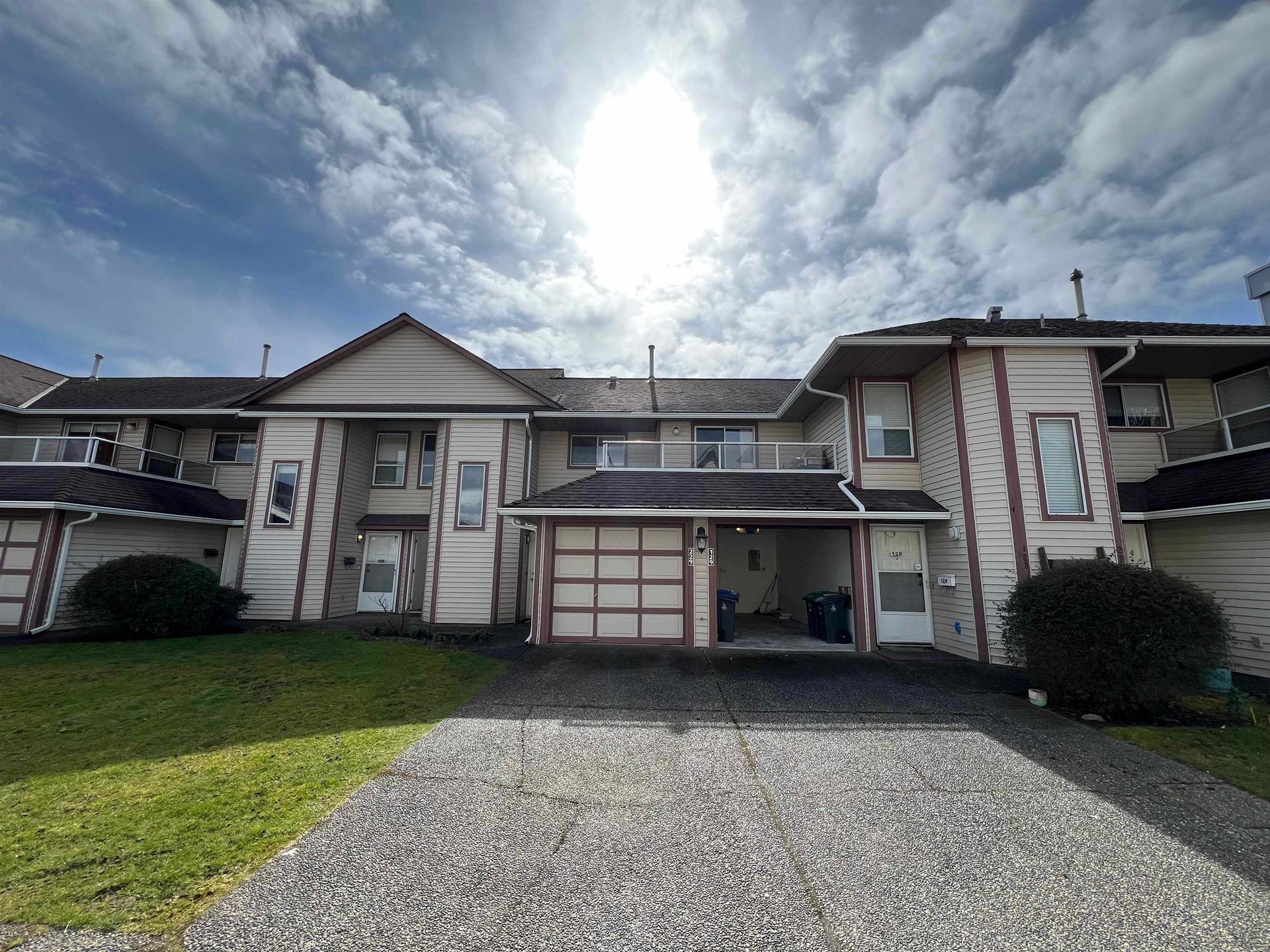 Photo 15 at 129 - 13725 72a Avenue Avenue, East Newton, Surrey Photo 15 at 129 - 13725 72a Avenue Avenue, East Newton, Surrey