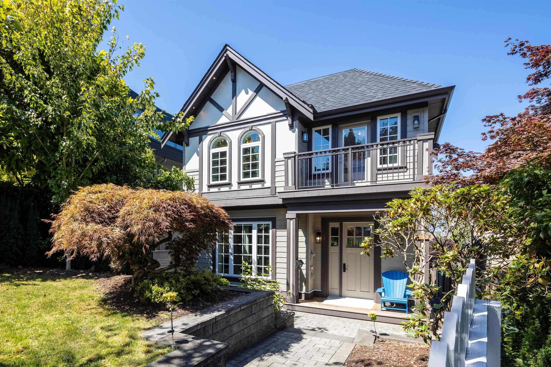 3755 W 13th Avenue, Point Grey, Vancouver West photo number 2 3755 W 13th Avenue, Point Grey, Vancouver West photo number 2