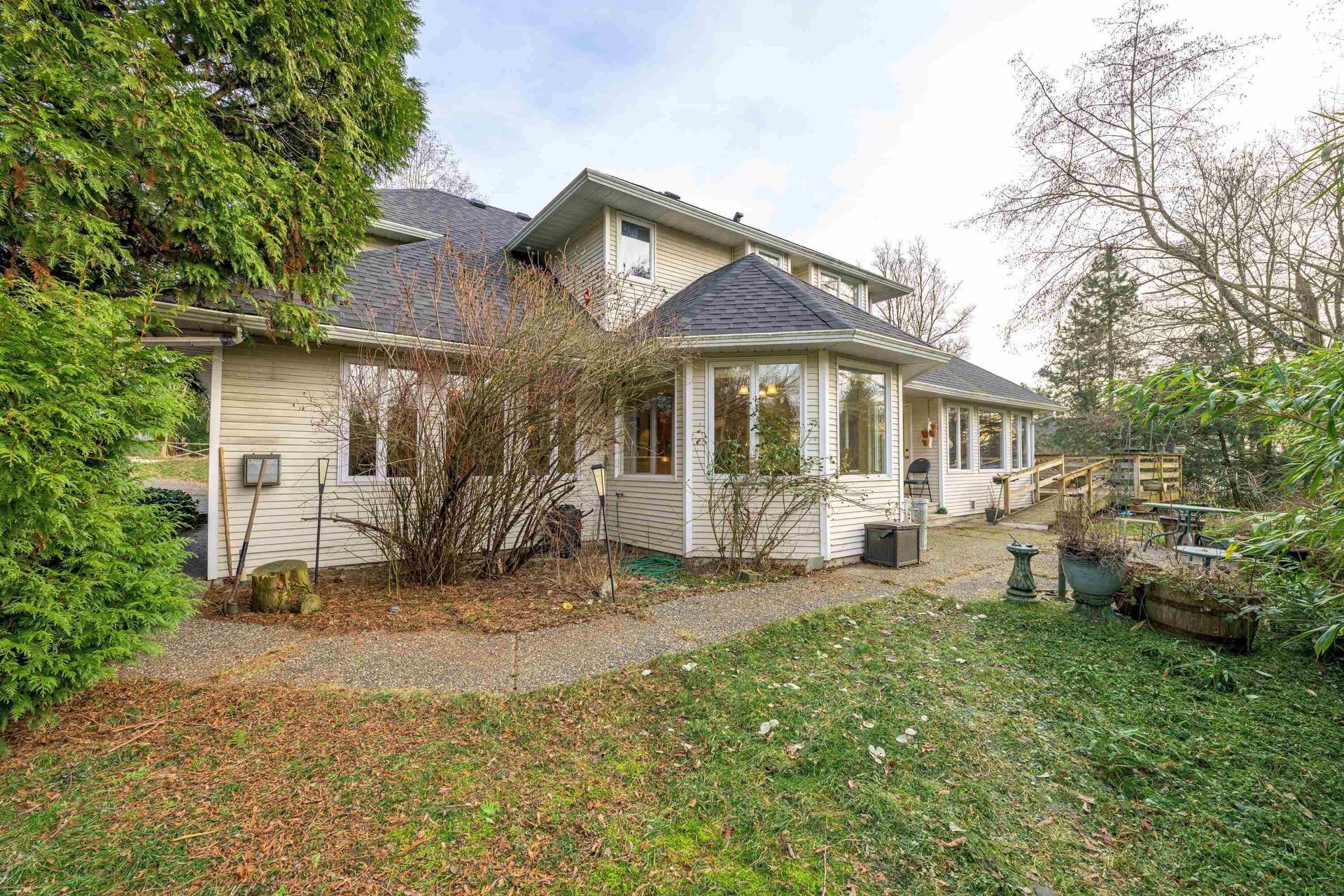 5451 184 Street, Cloverdale BC, Cloverdale photo number 2 5451 184 Street, Cloverdale BC, Cloverdale photo number 2