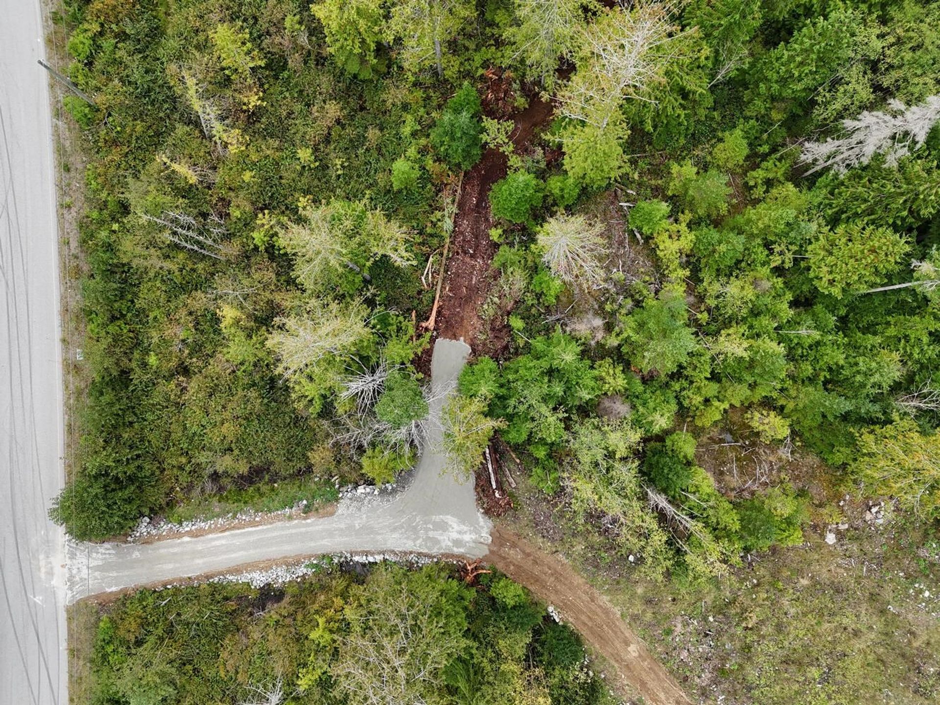 Photo 3 at LOT 4 - 13685 Lee Road, Pender Harbour Egmont, Sunshine Coast Photo 3 at LOT 4 - 13685 Lee Road, Pender Harbour Egmont, Sunshine Coast