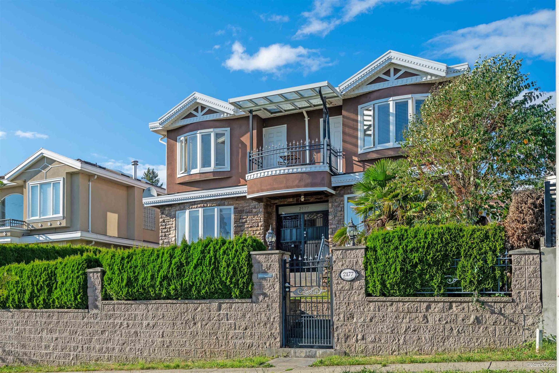 2177 Bonaccord Drive, Fraserview VE, Vancouver East photo number 2 2177 Bonaccord Drive, Fraserview VE, Vancouver East photo number 2