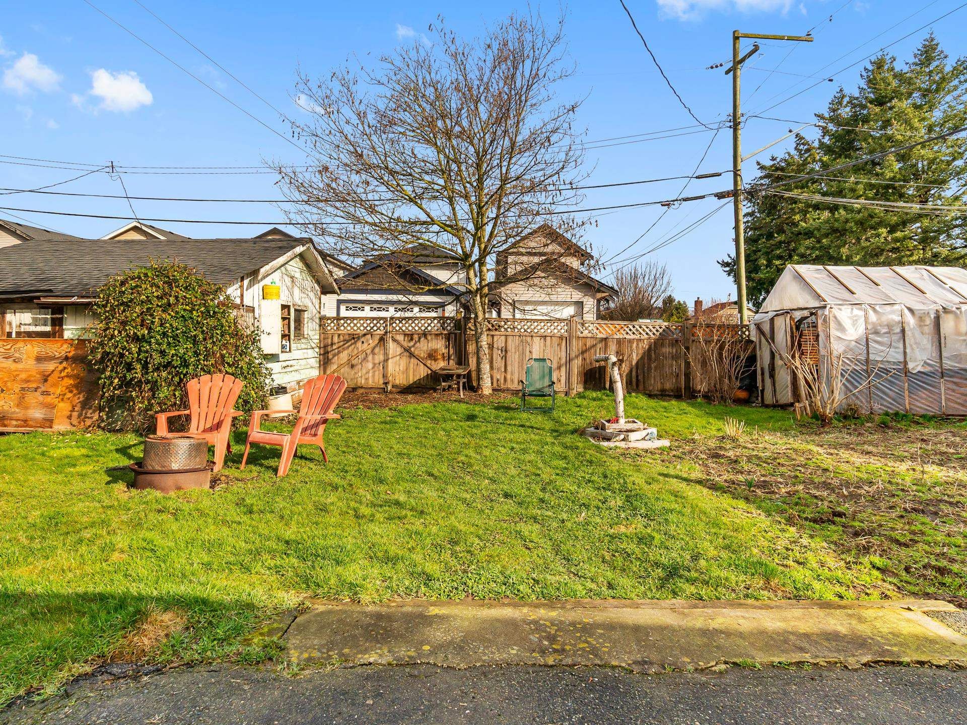 Photo 4 at 34693 2 Avenue, Poplar, Abbotsford Photo 4 at 34693 2 Avenue, Poplar, Abbotsford