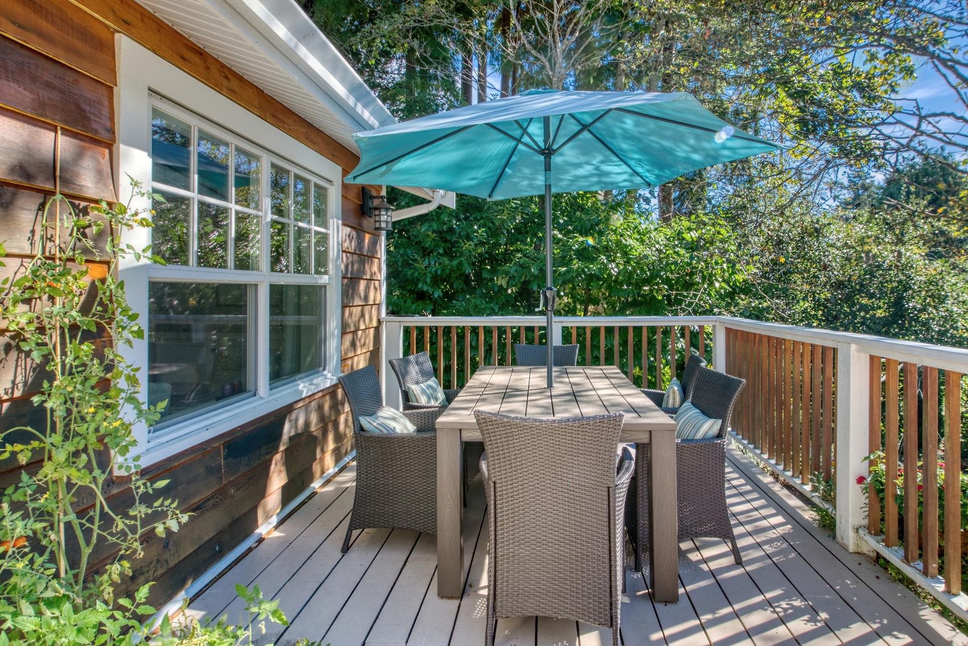 Photo 6 at 3258 Beach Avenue, Roberts Creek, Sunshine Coast Photo 6 at 3258 Beach Avenue, Roberts Creek, Sunshine Coast