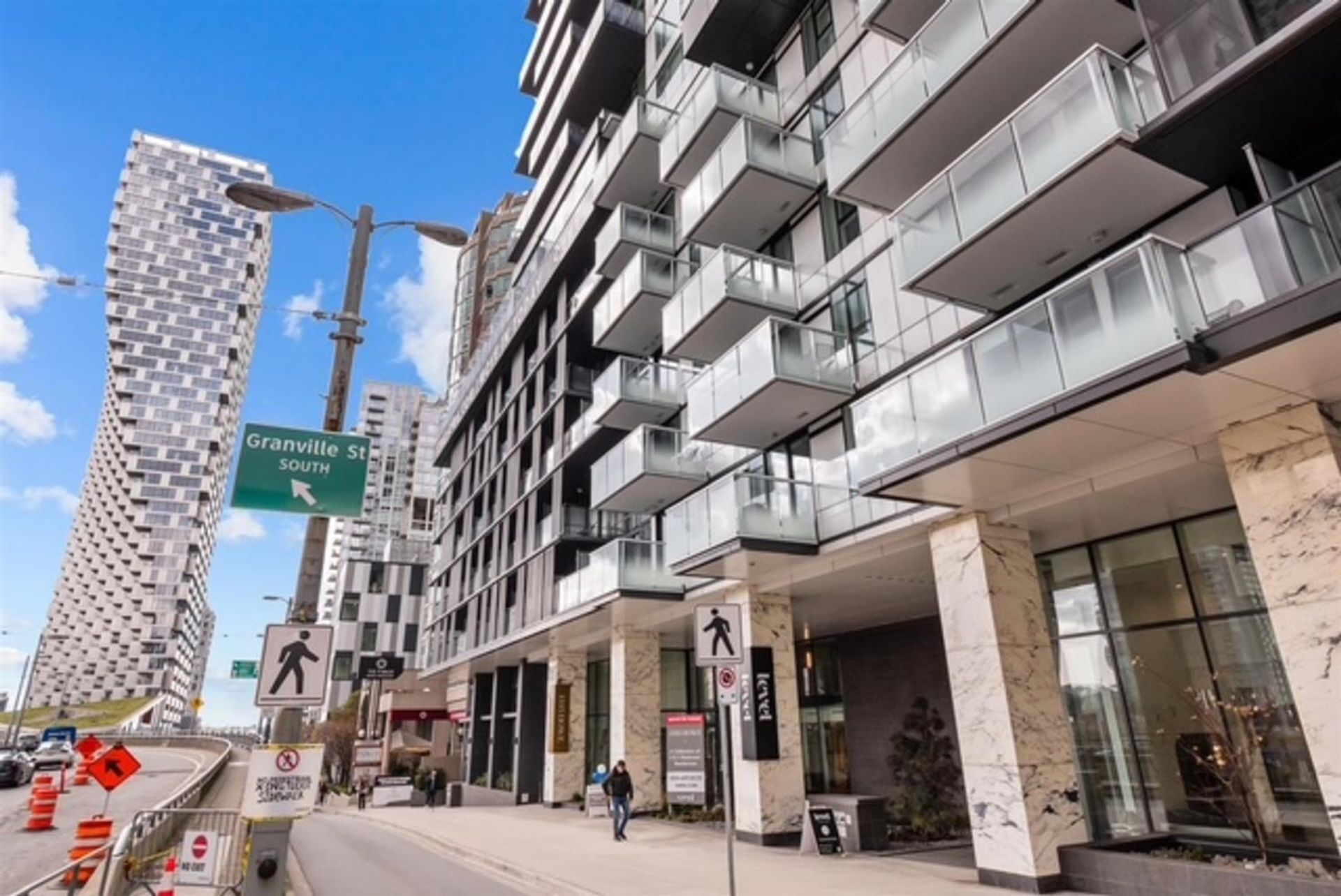 2501 - 1335 Howe Street, Yaletown North (Downtown VW), Vancouver West photo number 2 2501 - 1335 Howe Street, Yaletown North (Downtown VW), Vancouver West photo number 2