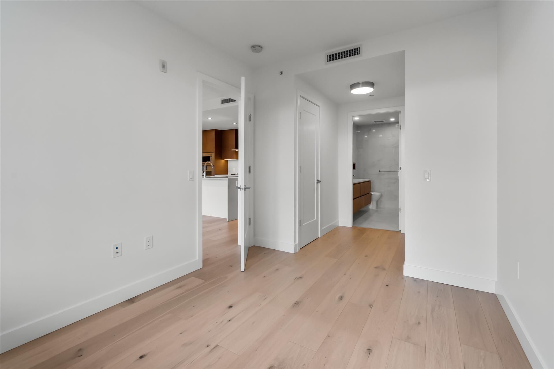 Photo 16 at 207 - 5693 Elizabeth Street, Cambie, Vancouver West