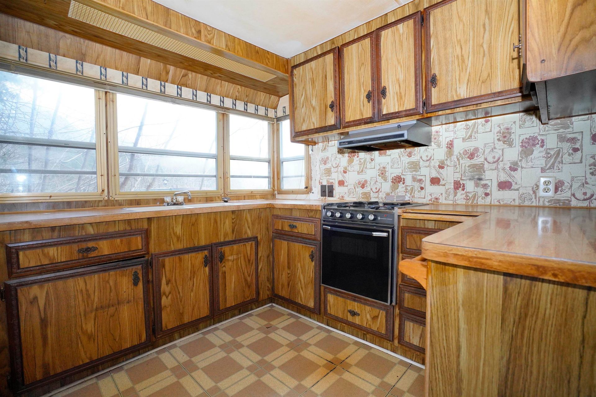 Photo 12 at 2 - 30860 Trans Canada Highway, Yale – Dogwood Valley, Fraser Canyon Photo 12 at 2 - 30860 Trans Canada Highway, Yale – Dogwood Valley, Fraser Canyon