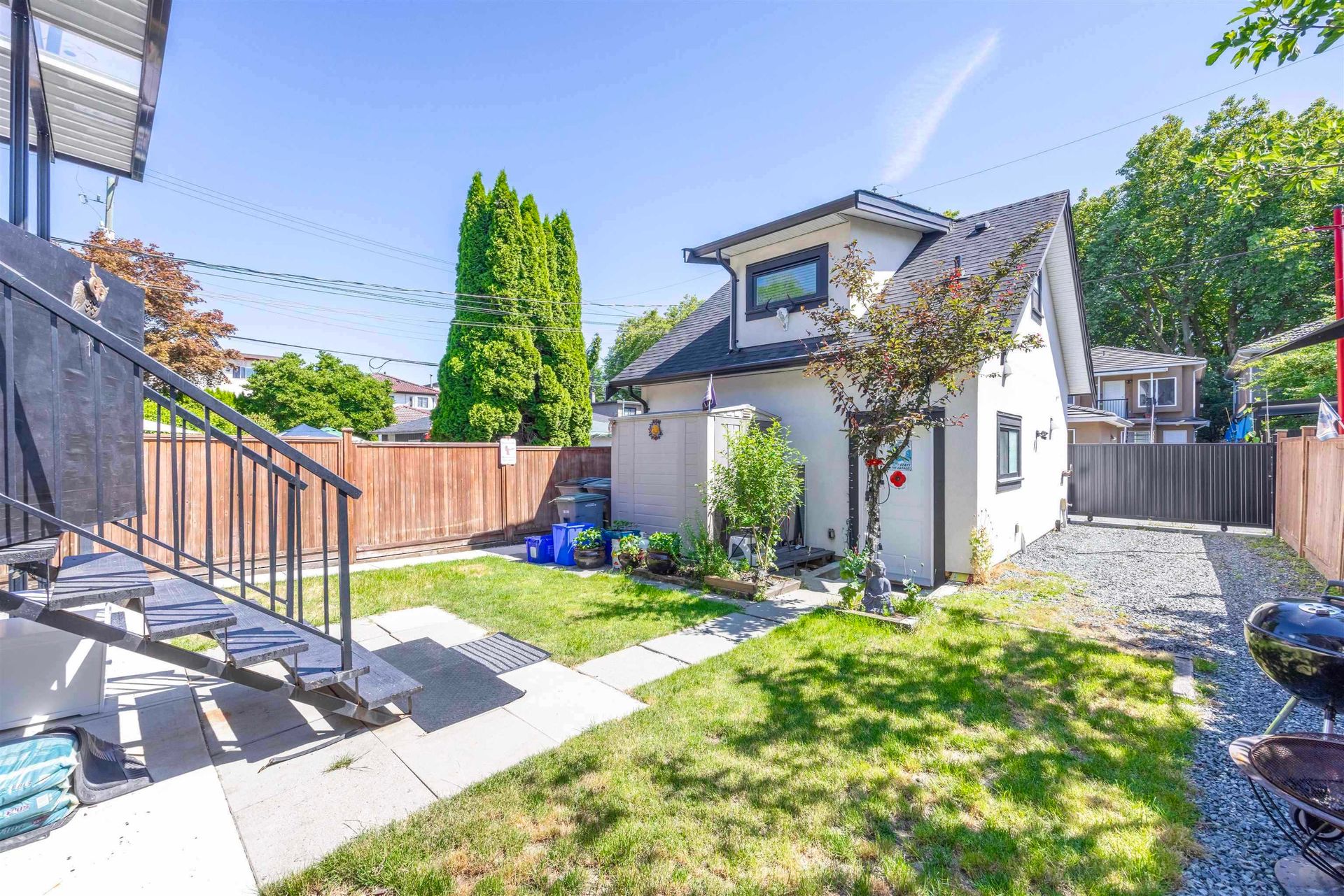 172 Ontario Place, Main, Vancouver East 4 by Bilash & Charron Real Estate Group 172 Ontario Place, Main, Vancouver East 4