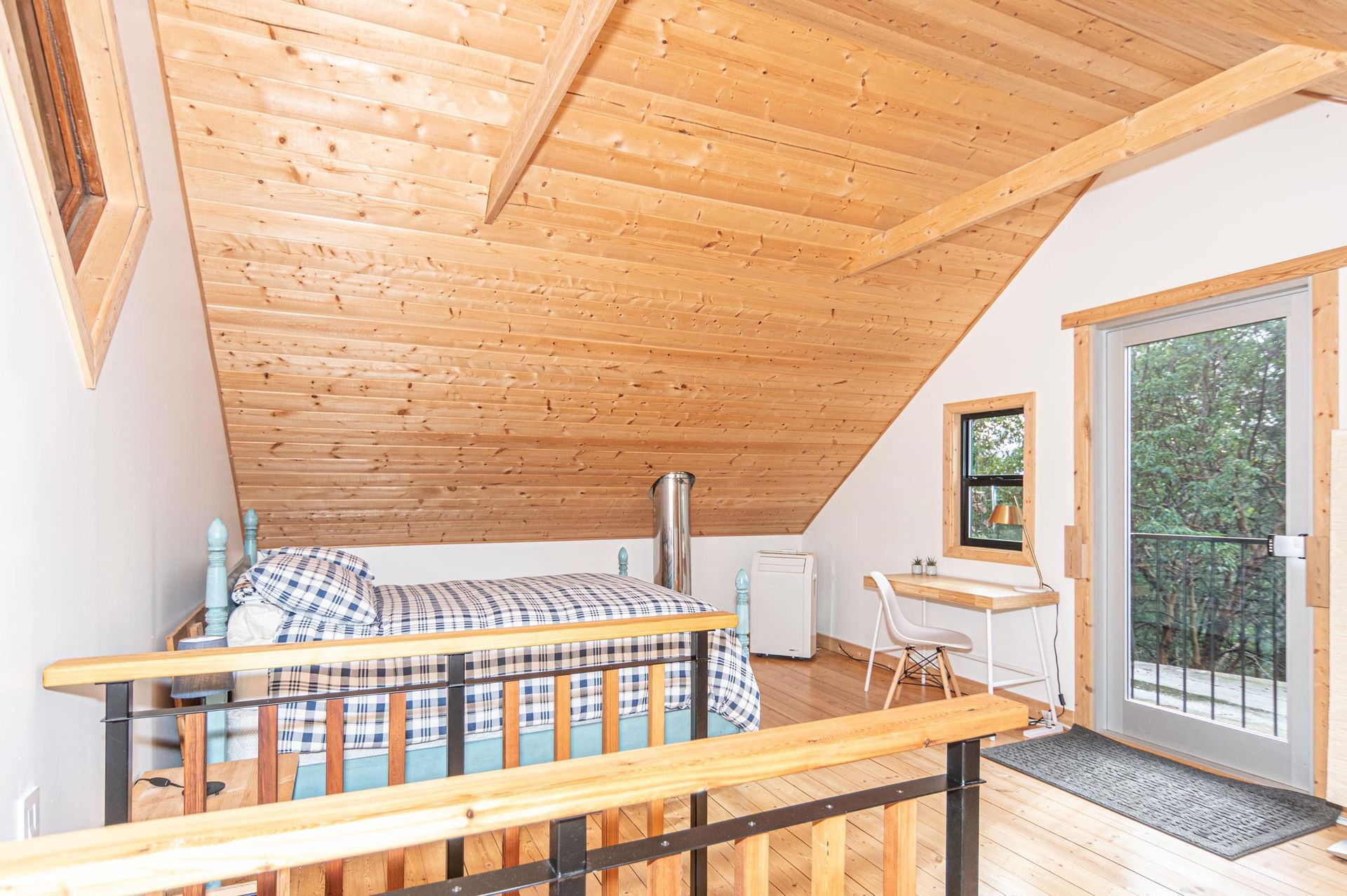 Photo 24 at 390 Juniper Lane, Galiano Island, Islands-Van. & Gulf Photo 24 at 390 Juniper Lane, Galiano Island, Islands-Van. & Gulf