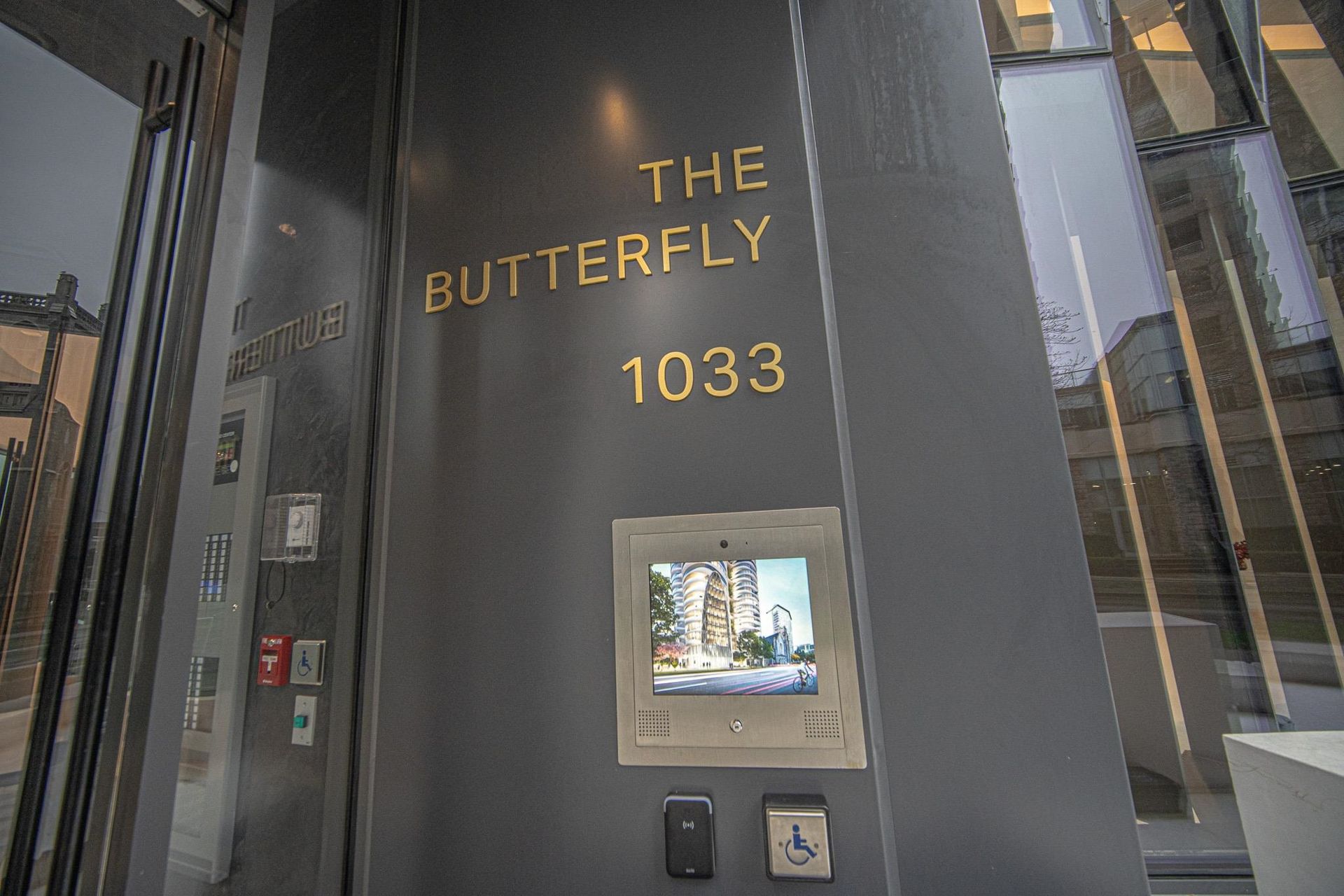 1906 - 1033 Nelson Street2