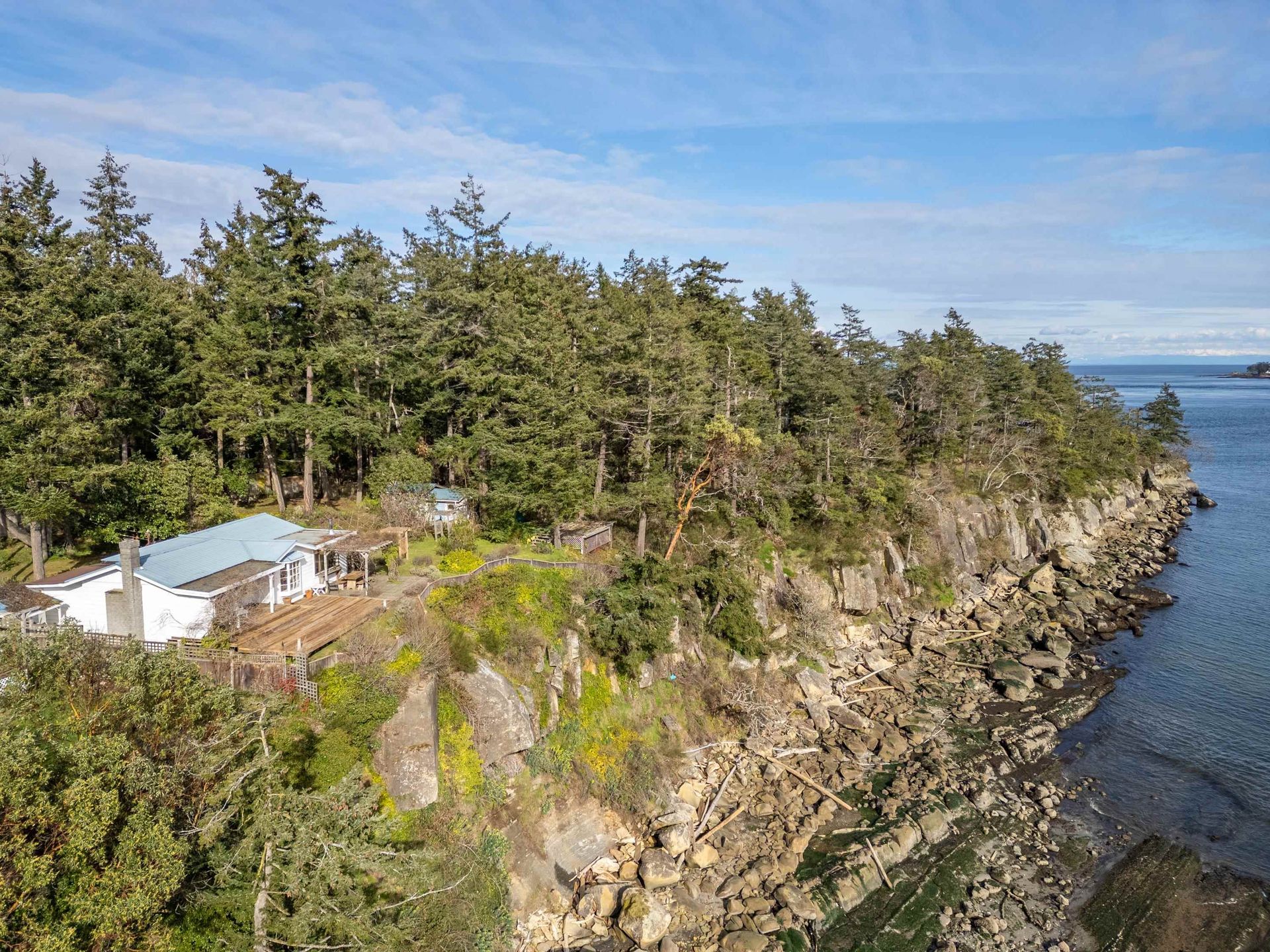 Photo 5 at 90 Gulf Drive, Galiano Island, Islands-Van. & Gulf Photo 5 at 90 Gulf Drive, Galiano Island, Islands-Van. & Gulf