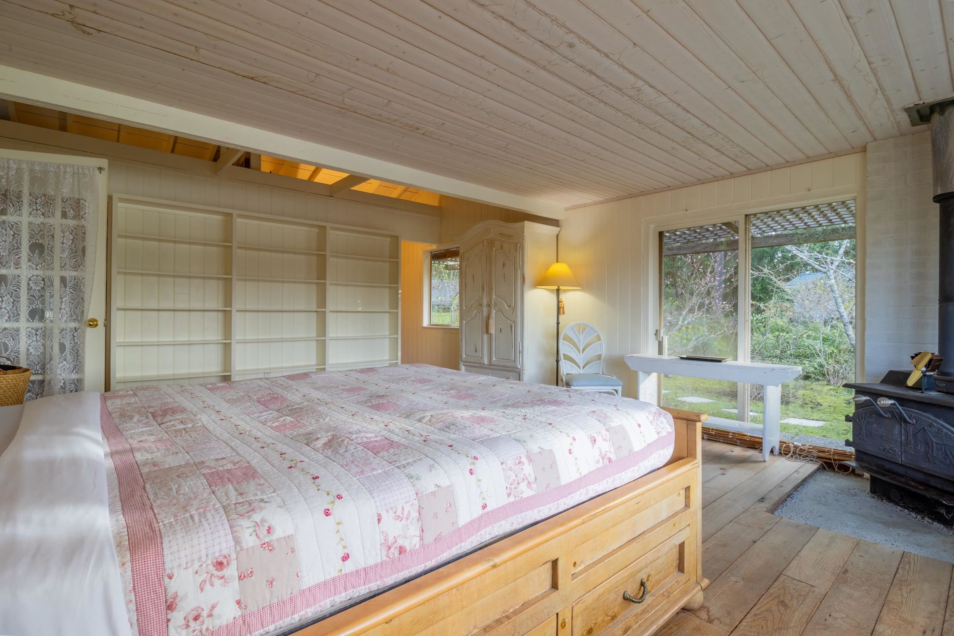 Photo 25 at 90 Gulf Drive, Galiano Island, Islands-Van. & Gulf Photo 25 at 90 Gulf Drive, Galiano Island, Islands-Van. & Gulf
