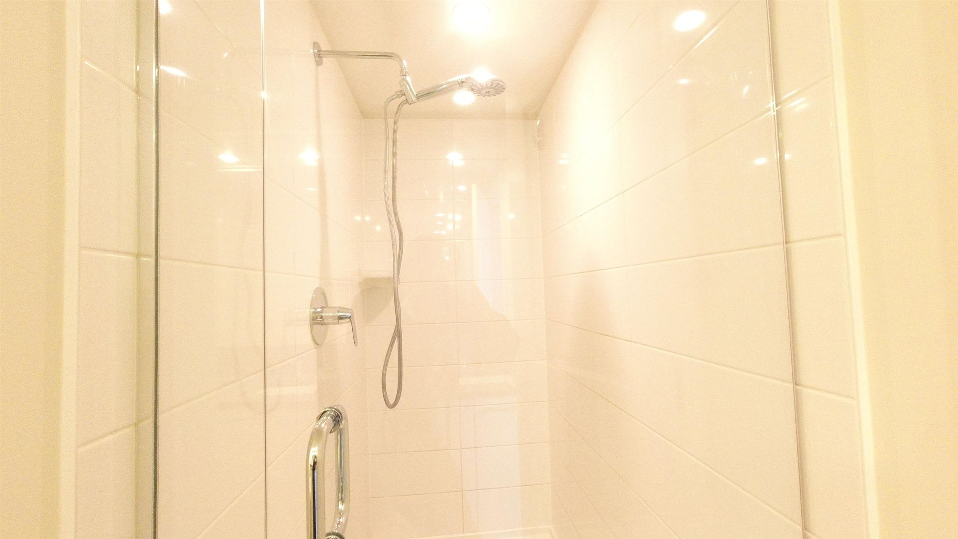 Photo 8 at 3509 - 6658 Dow Avenue, Metrotown, Burnaby South Photo 8 at 3509 - 6658 Dow Avenue, Metrotown, Burnaby South