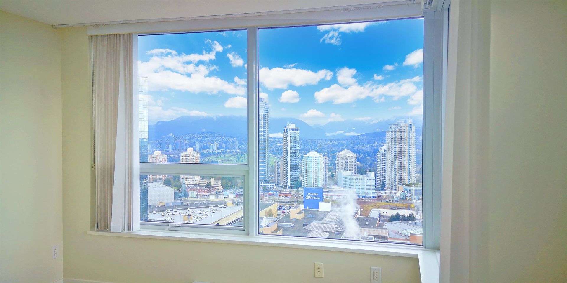 Photo 12 at 3509 - 6658 Dow Avenue, Metrotown, Burnaby South Photo 12 at 3509 - 6658 Dow Avenue, Metrotown, Burnaby South
