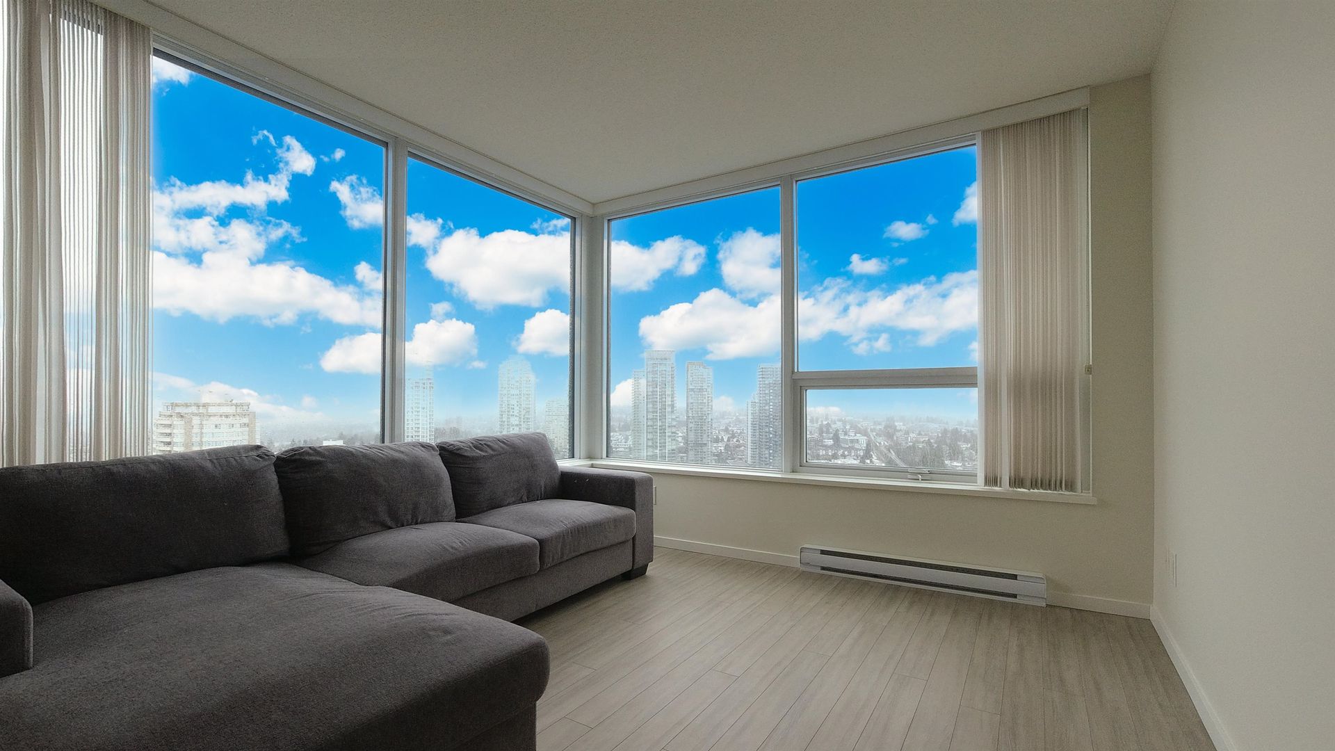 Photo 14 at 3509 - 6658 Dow Avenue, Metrotown, Burnaby South Photo 14 at 3509 - 6658 Dow Avenue, Metrotown, Burnaby South