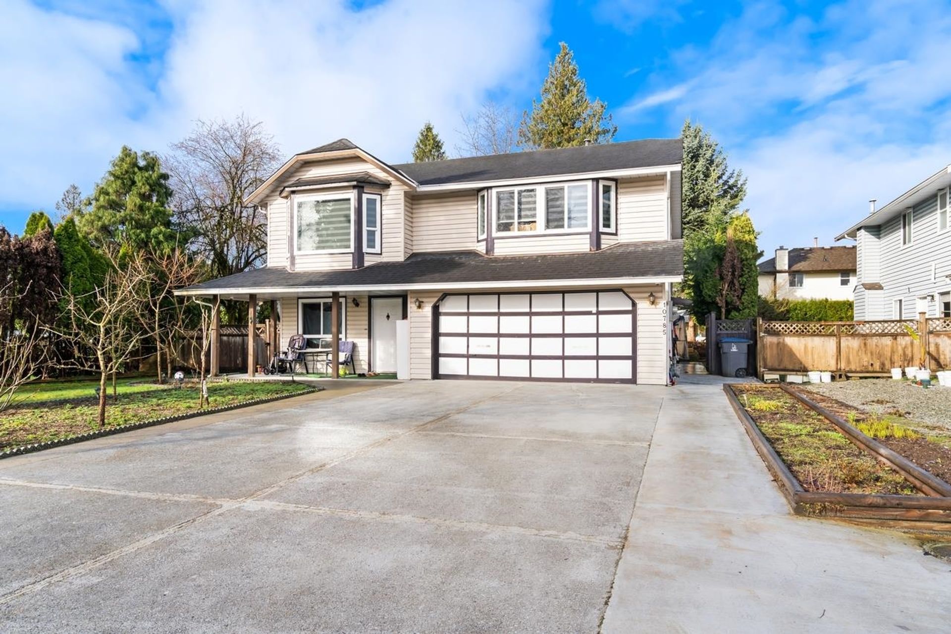 10785 155a Street, Fraser Heights, North Surrey photo number 2
