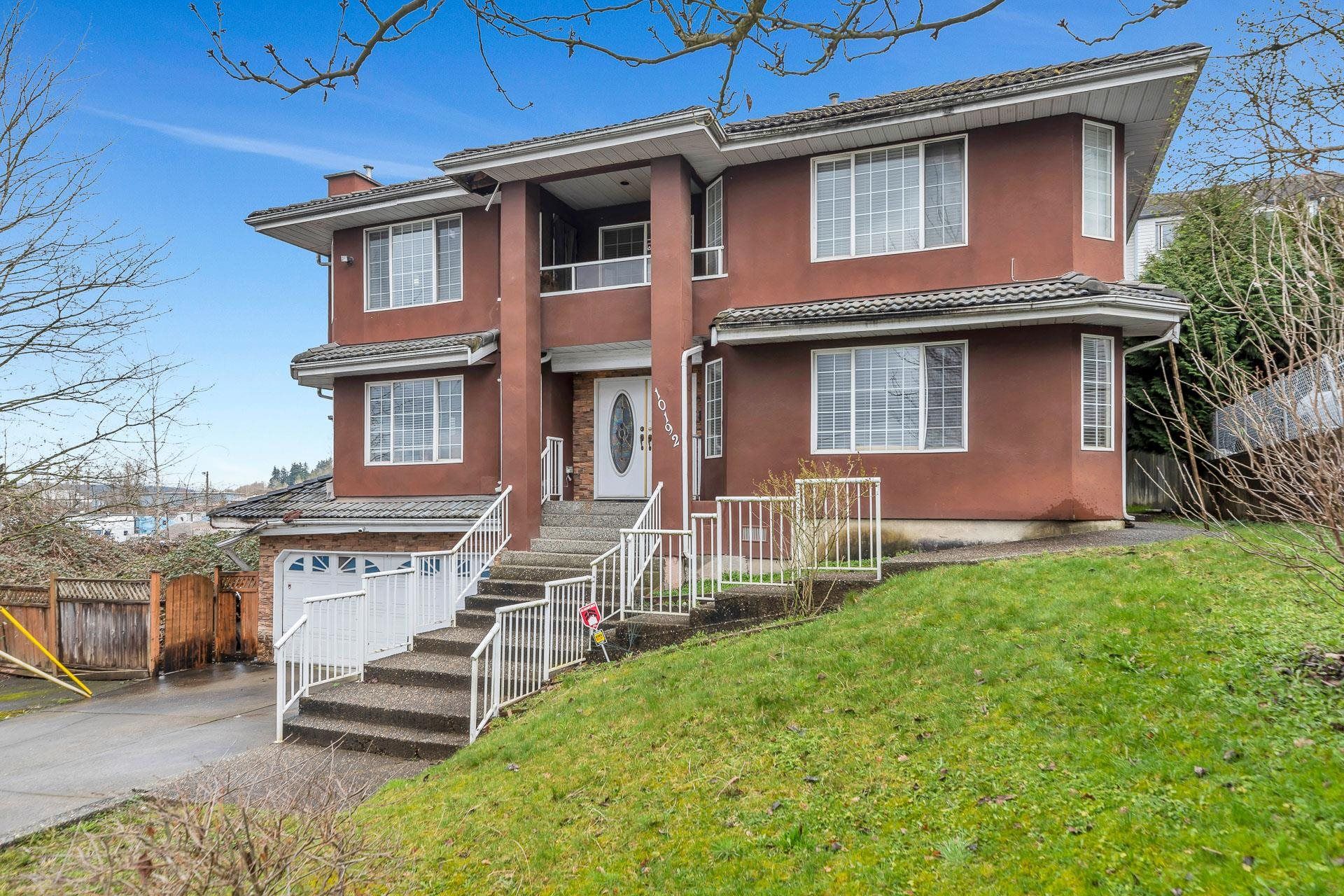 Photo 2 at 10192 121 Street, Cedar Hills, North Surrey Photo 2 at 10192 121 Street, Cedar Hills, North Surrey