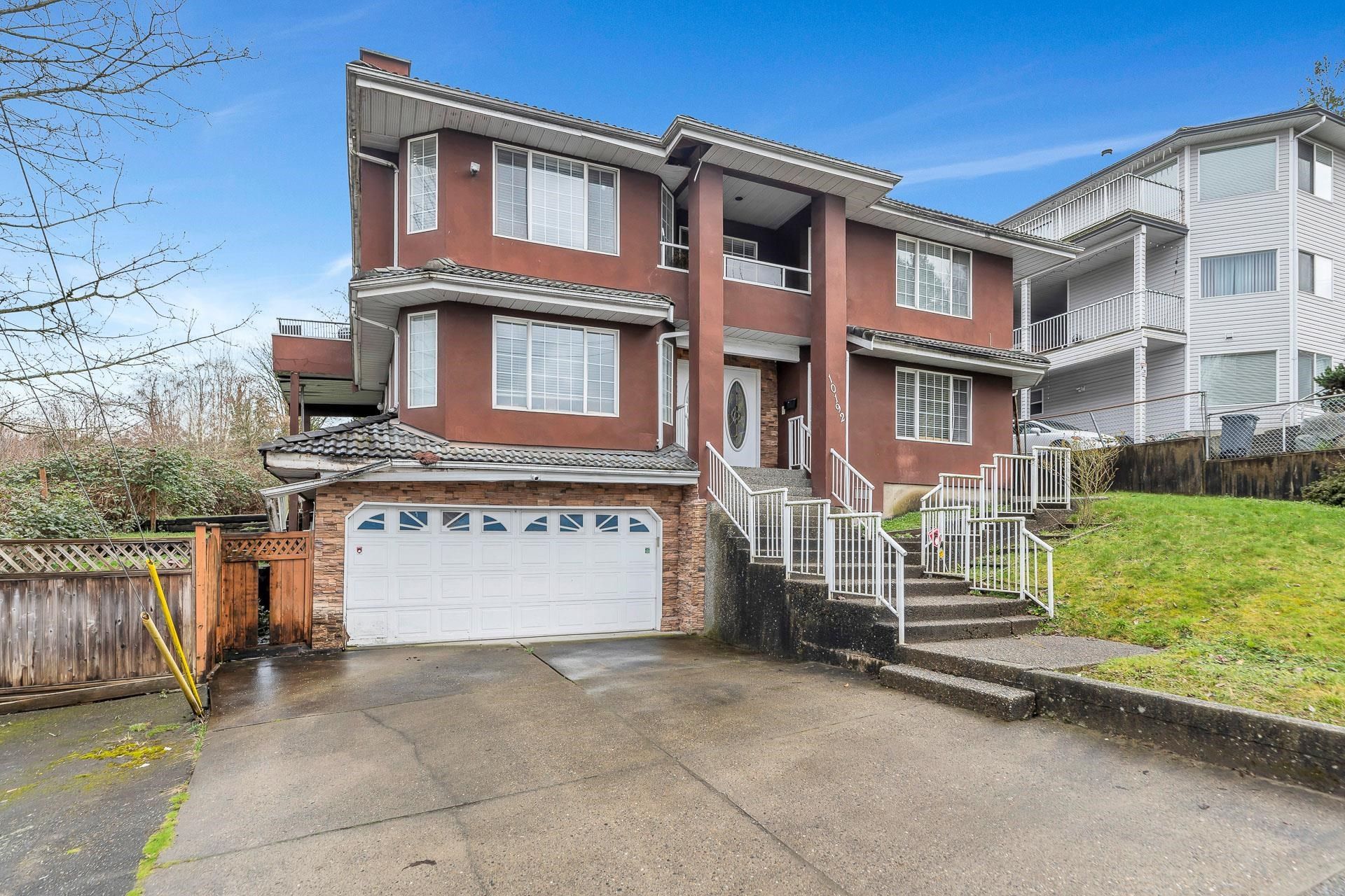 Photo 3 at 10192 121 Street, Cedar Hills, North Surrey Photo 3 at 10192 121 Street, Cedar Hills, North Surrey