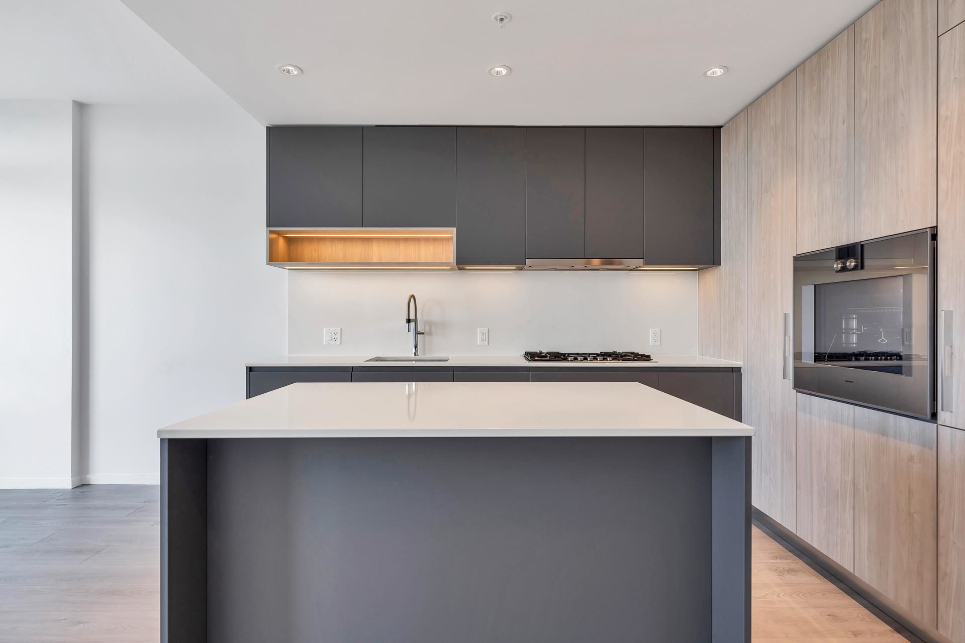 1103 - 6808 Minoru Boulevard3