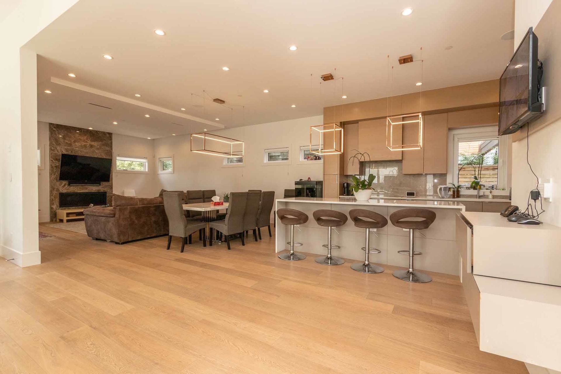 Photo 10 at 2213 Kings Avenue, Dundarave, West Vancouver