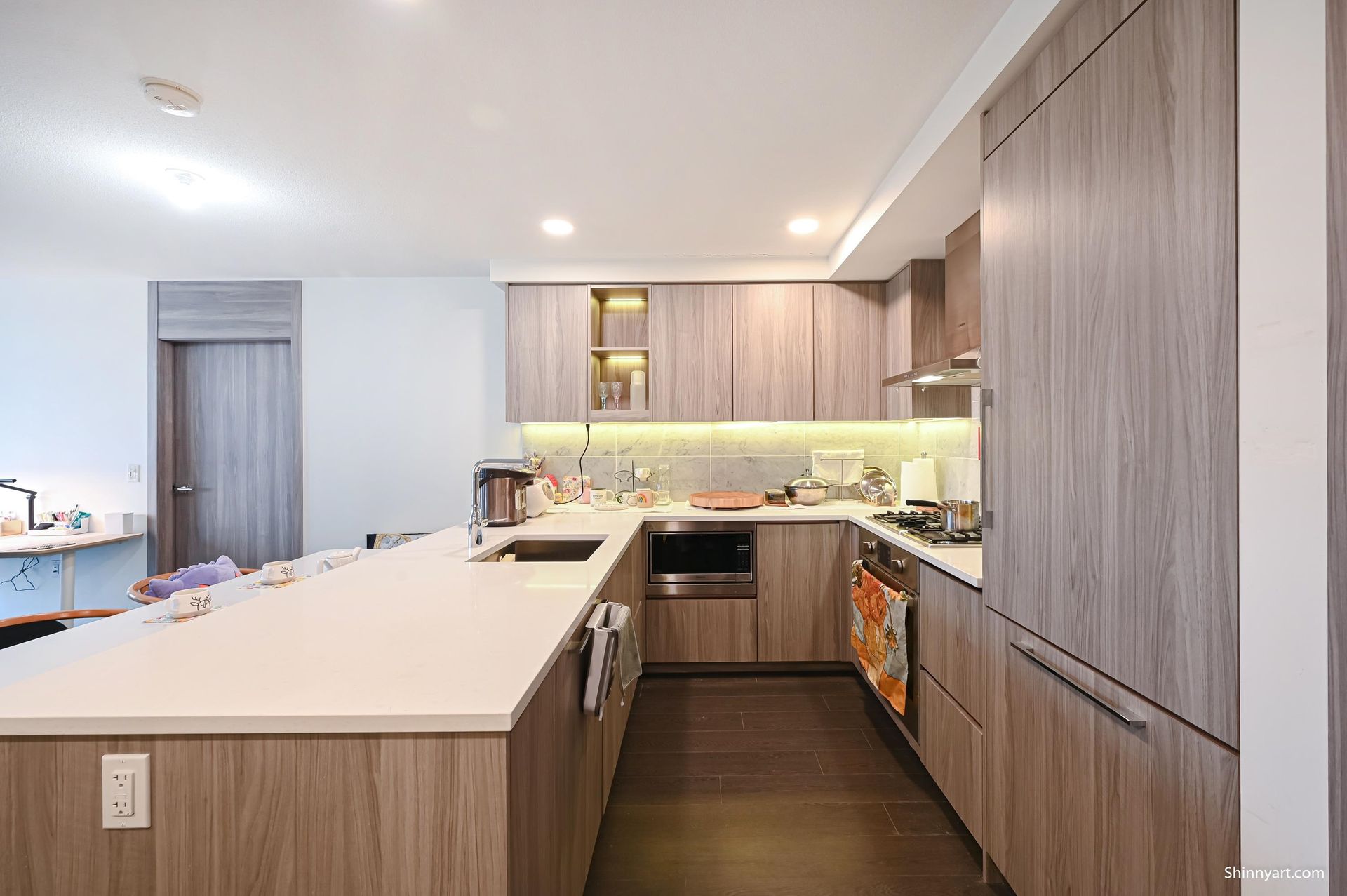 689 - 3311 Ketcheson Road1