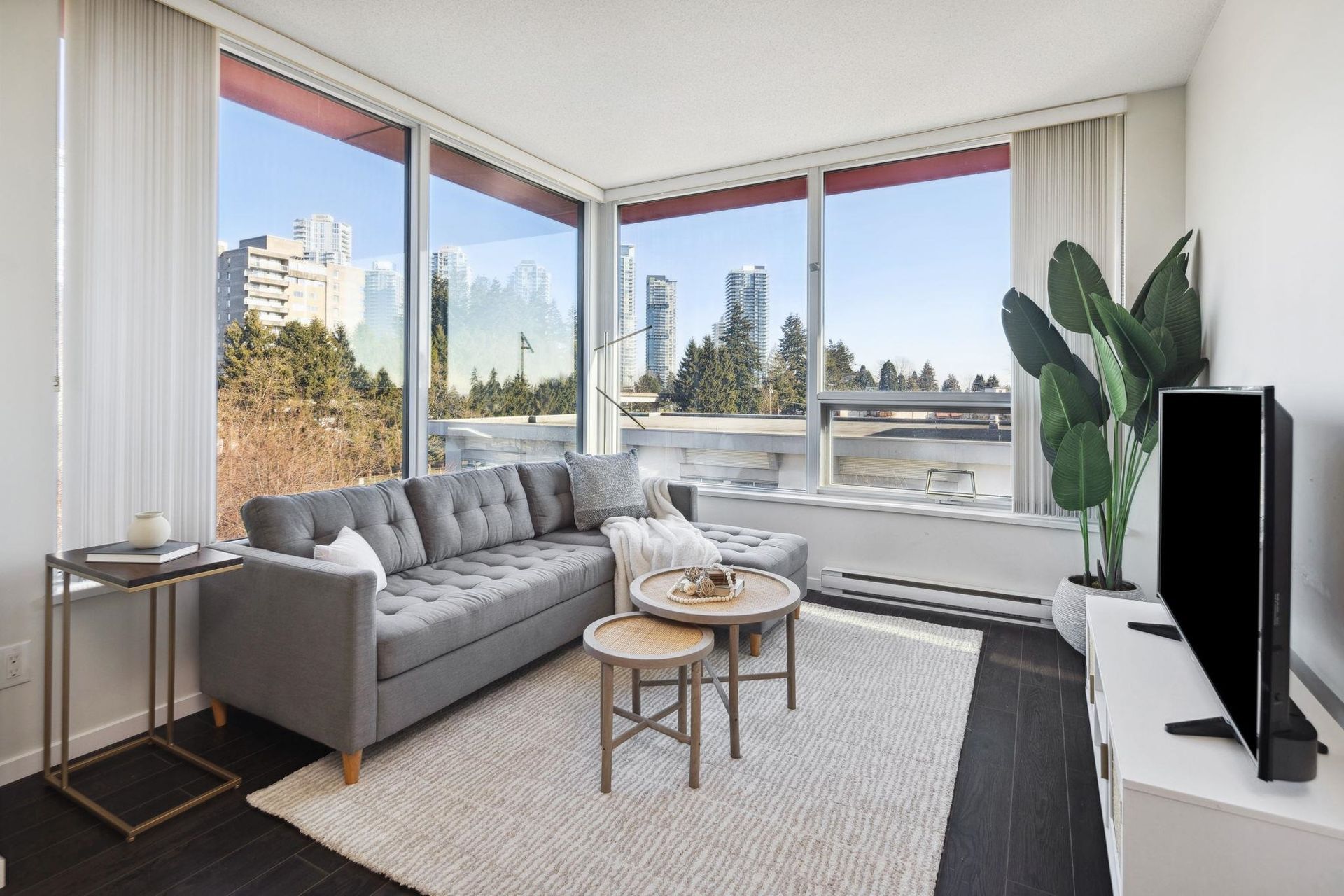 Photo 4 at 509 - 6658 Dow Avenue, Metrotown, Burnaby South Photo 4 at 509 - 6658 Dow Avenue, Metrotown, Burnaby South