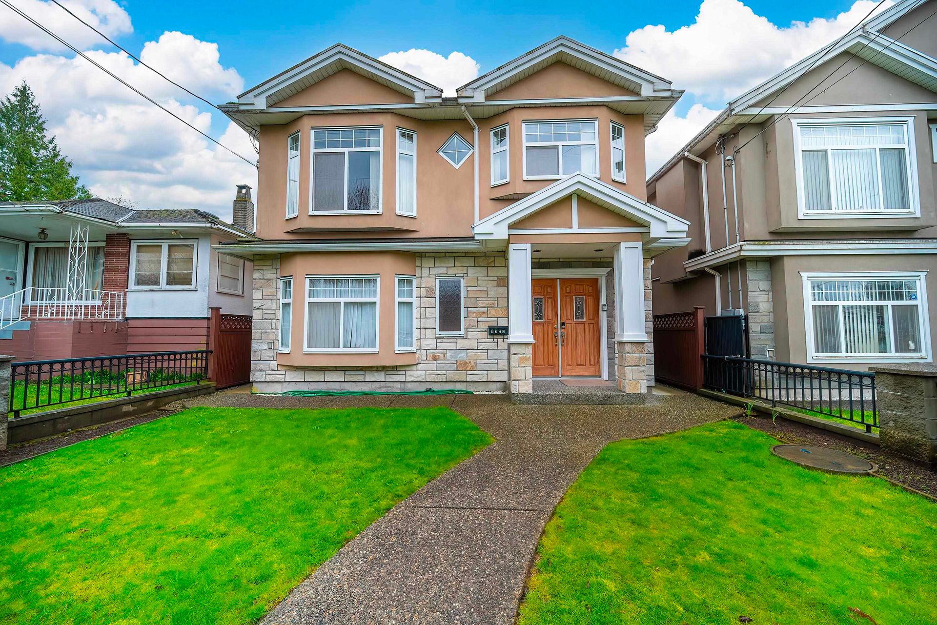 Photo 1 at 3320 E 43rd Avenue, Killarney VE, Vancouver East Photo 1 at 3320 E 43rd Avenue, Killarney VE, Vancouver East