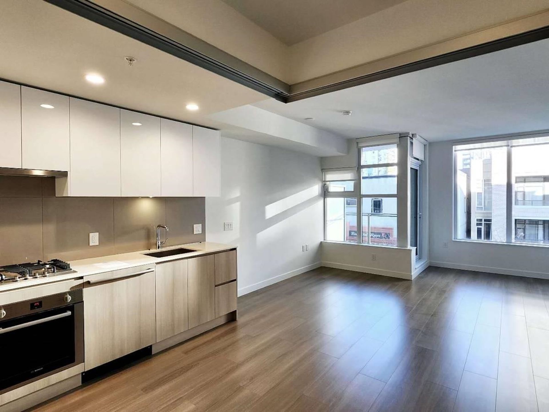 307 - 618 Carnarvon Street2
