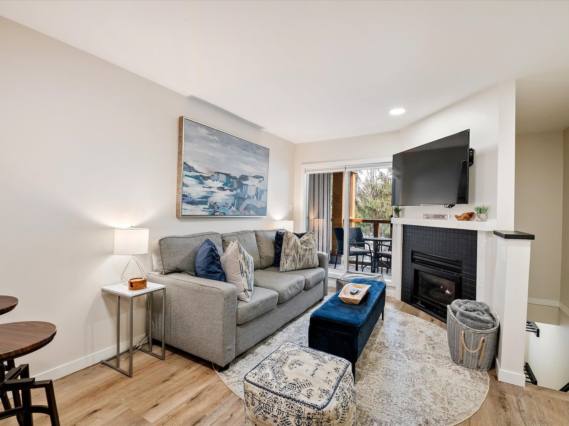 4388-northlands-boulevard-whistler-village-whistler-03.jpg