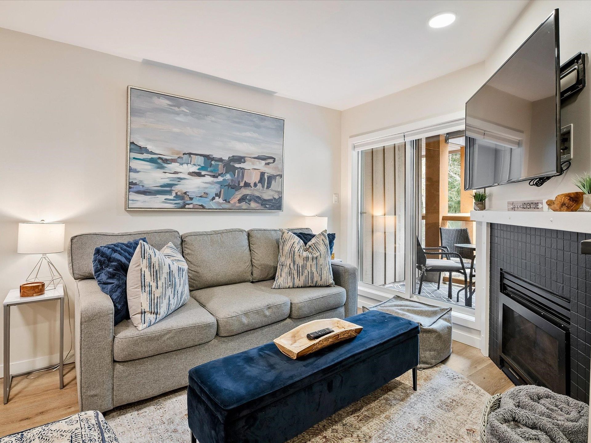 4388-northlands-boulevard-whistler-village-whistler-05.jpg