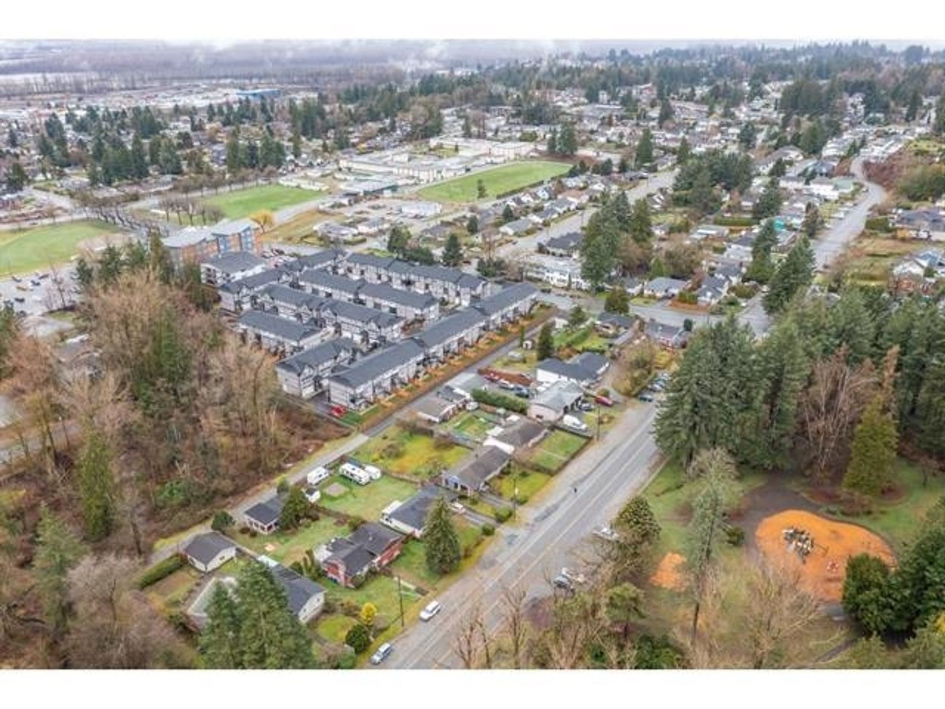 Photo 2 at 33082 11 Avenue, Mission BC, Mission Photo 2 at 33082 11 Avenue, Mission BC, Mission