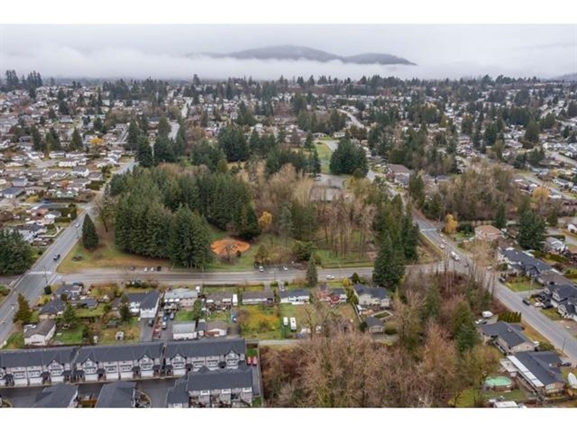 Photo 12 at 33082 11 Avenue, Mission BC, Mission Photo 12 at 33082 11 Avenue, Mission BC, Mission