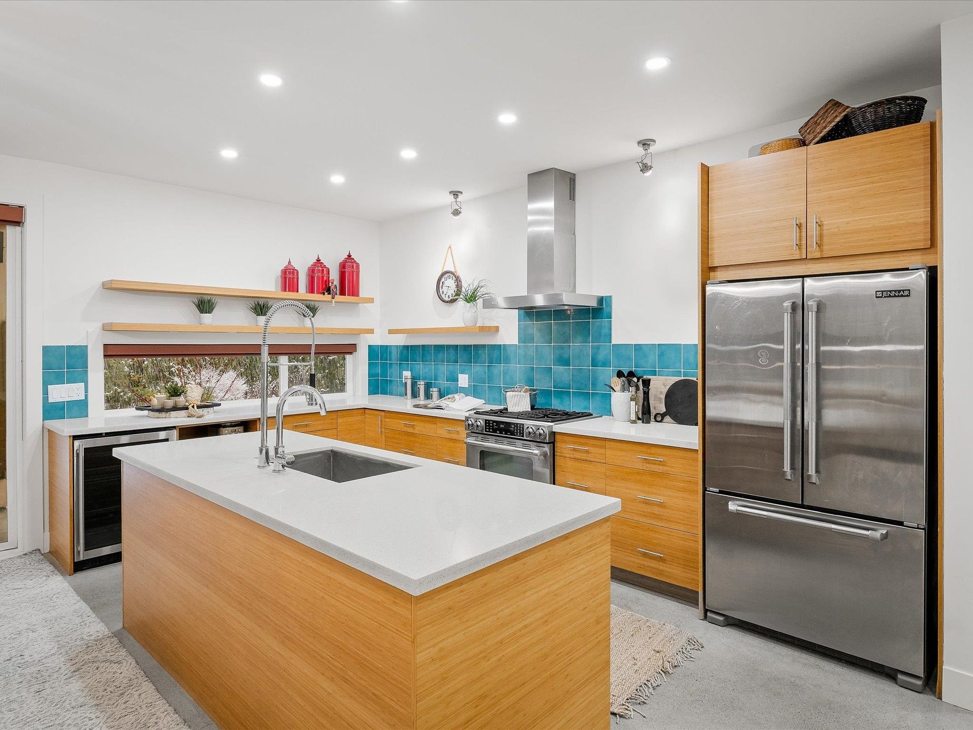 1087 Madeley Place3