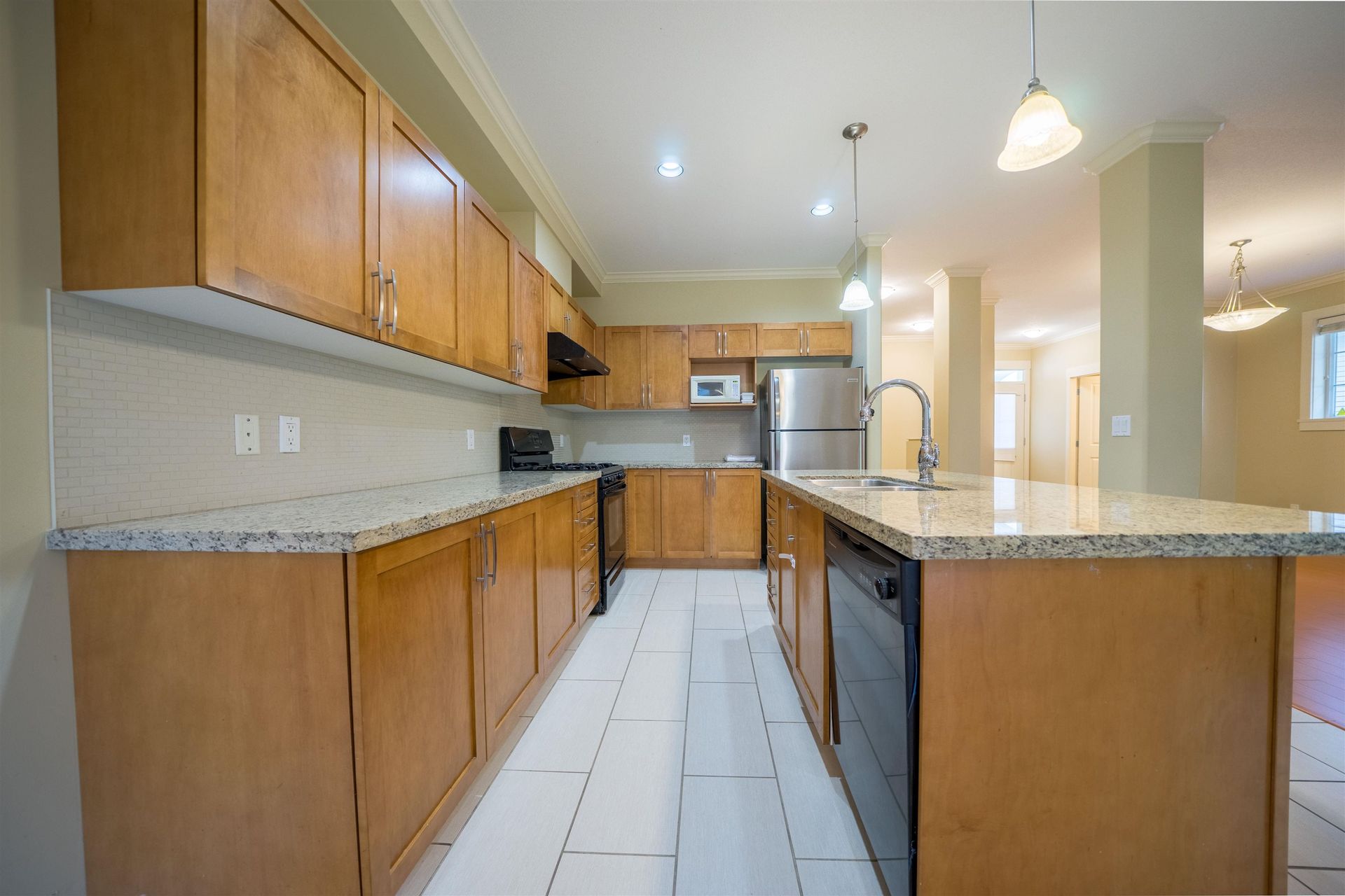25 - 7171 Steveston Highway4
