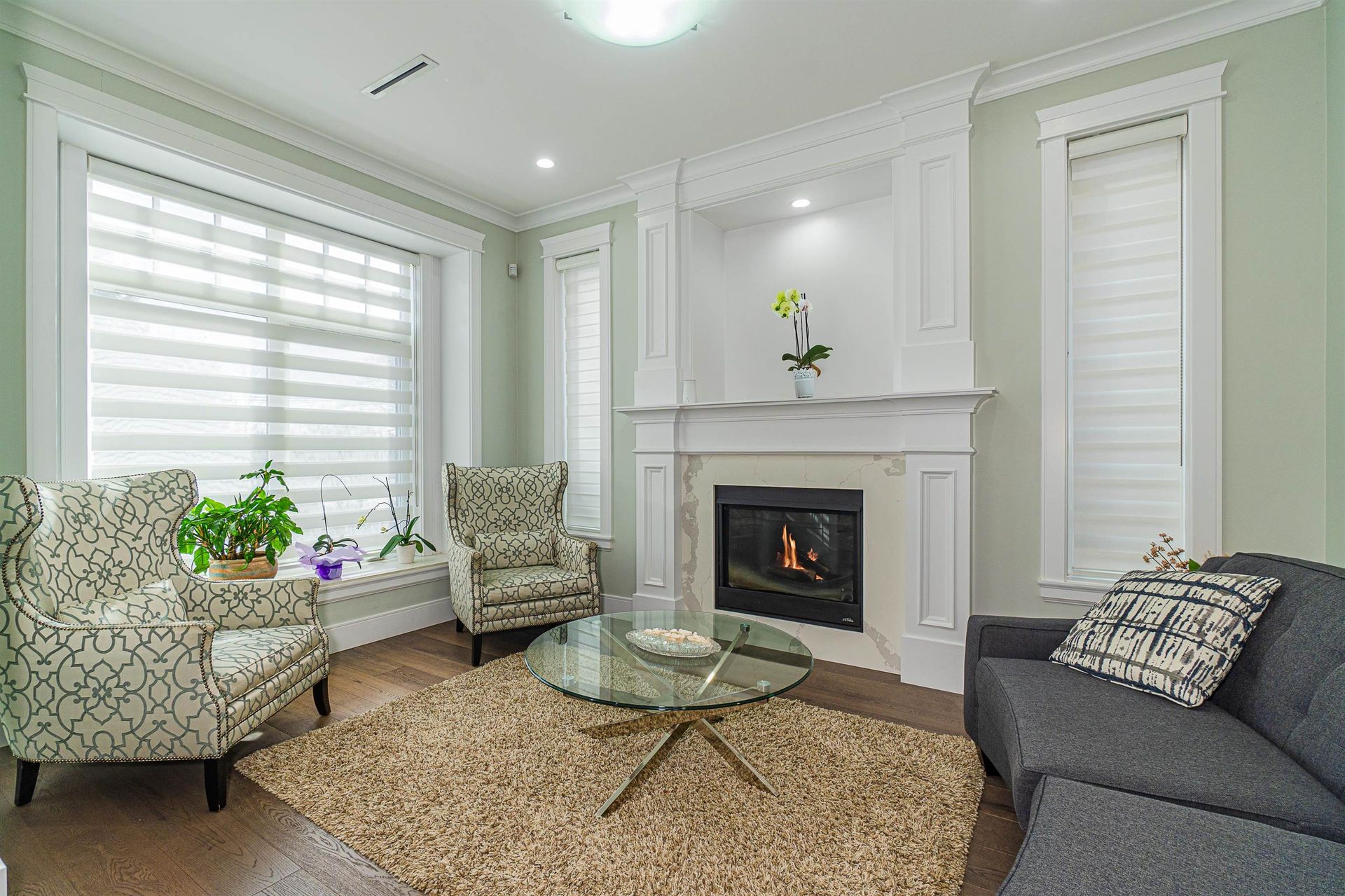 5029 Marine Drive3
