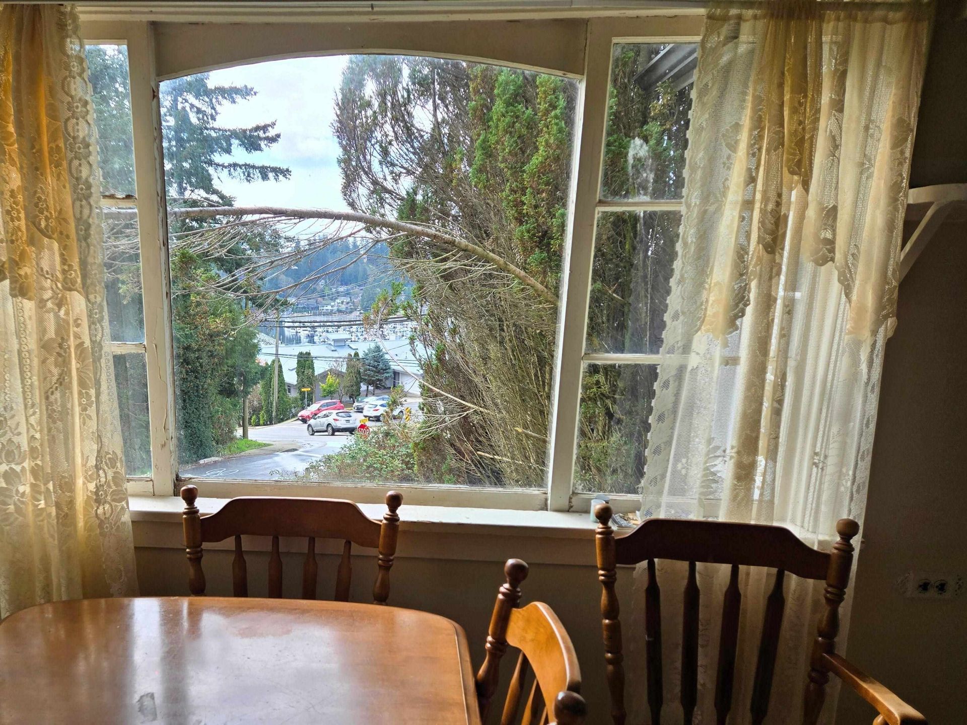Photo 9 at 547 N Fletcher Road, Gibsons & Area, Sunshine Coast Photo 9 at 547 N Fletcher Road, Gibsons & Area, Sunshine Coast