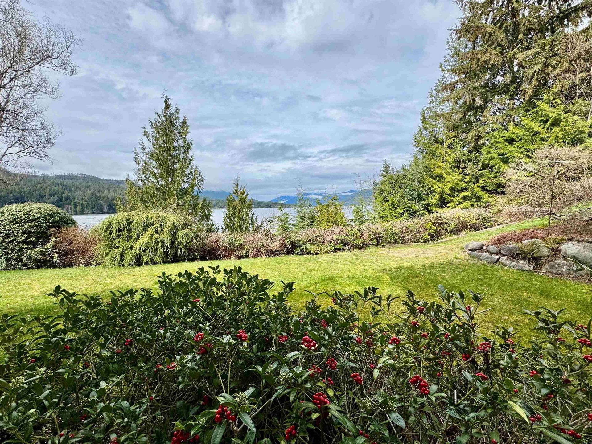 Photo 13 at 6484 N Gale Avenue, Sechelt District, Sunshine Coast Photo 13 at 6484 N Gale Avenue, Sechelt District, Sunshine Coast