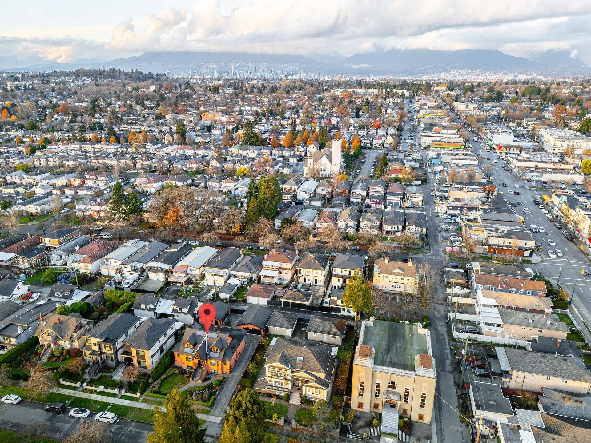 617-e-52nd-avenue-south-vancouver-vancouver-east-01.jpg