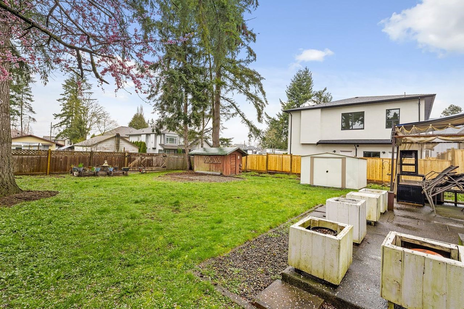 Photo 5 at 20247 98 Avenue, Walnut Grove, Langley Photo 5 at 20247 98 Avenue, Walnut Grove, Langley